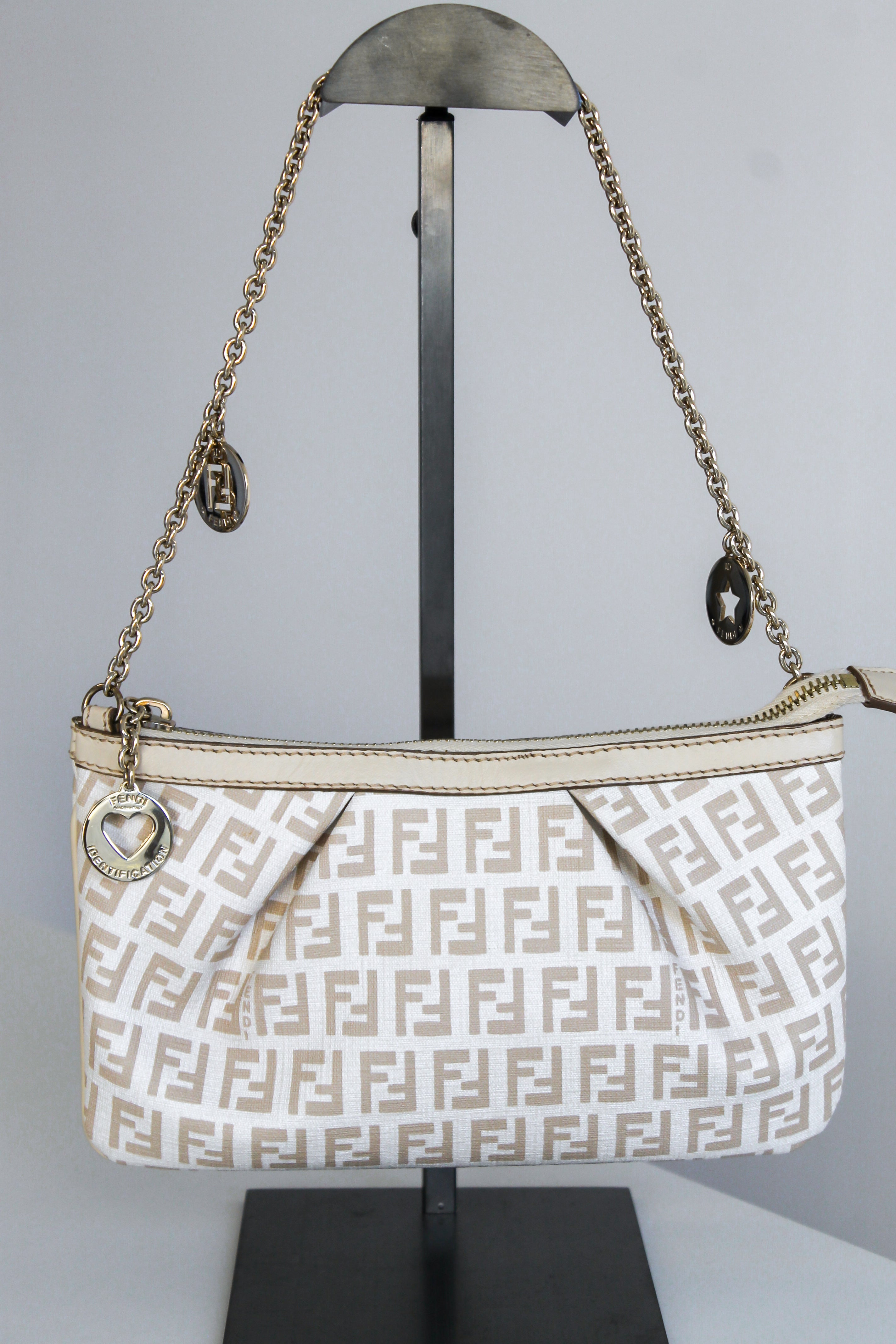 Fendi – L'Archive Bar