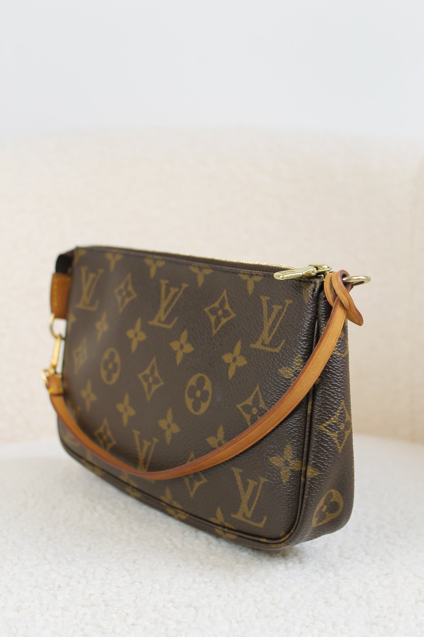 Louis Vuitton Pochette Accessoires