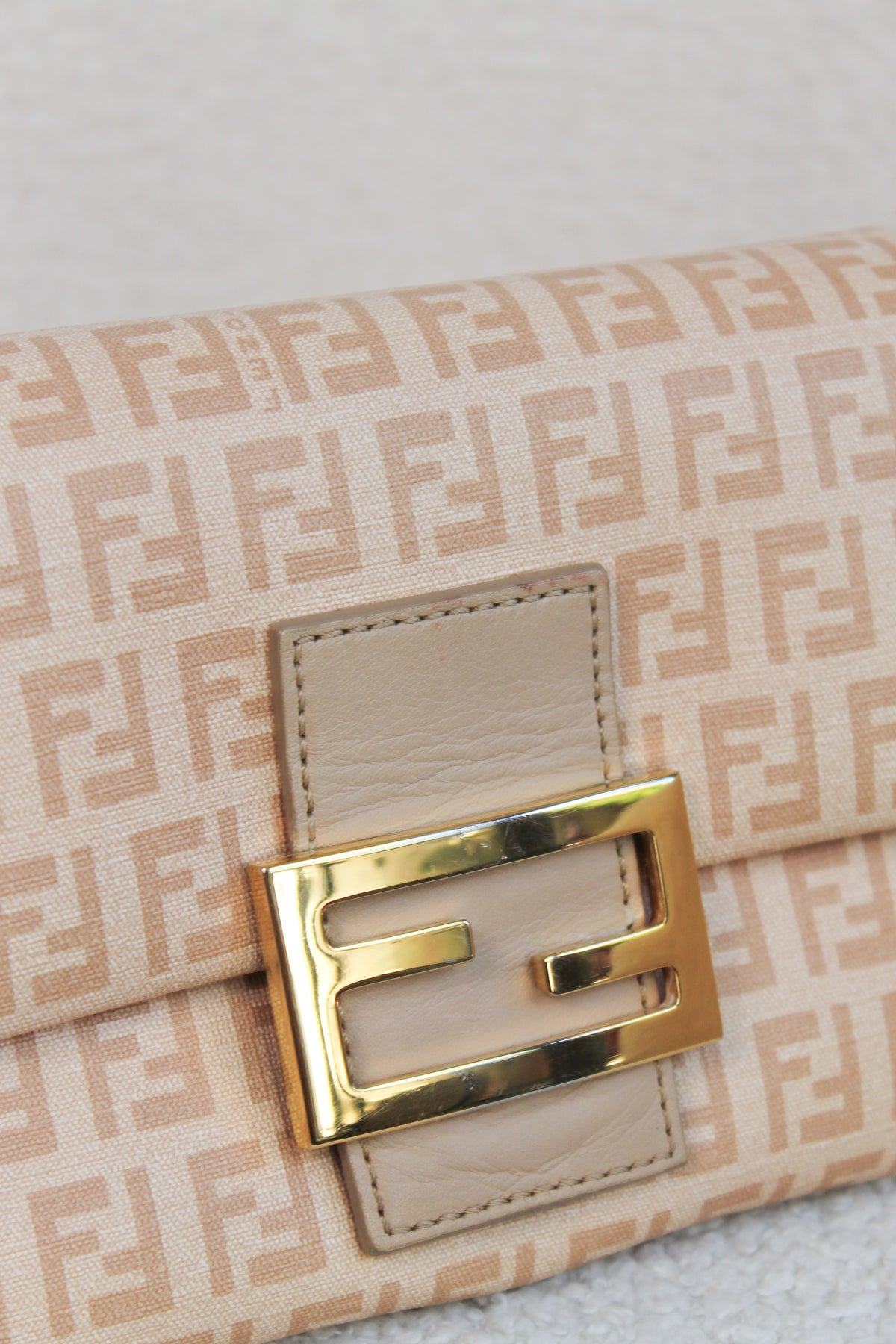 Fendi Pink Zucchino Mamma Baguette Mini