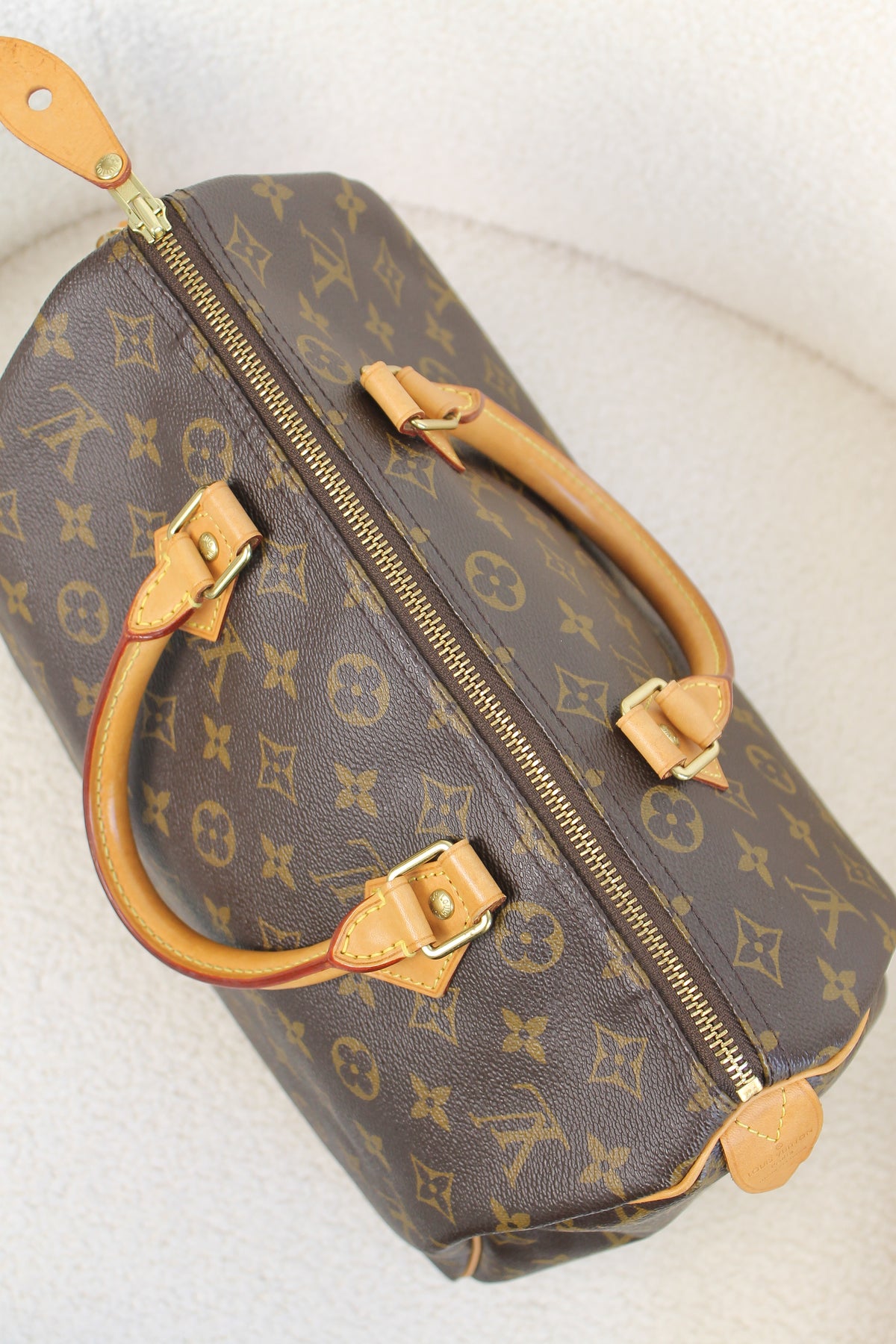 Louis Vuitton Speedy 30