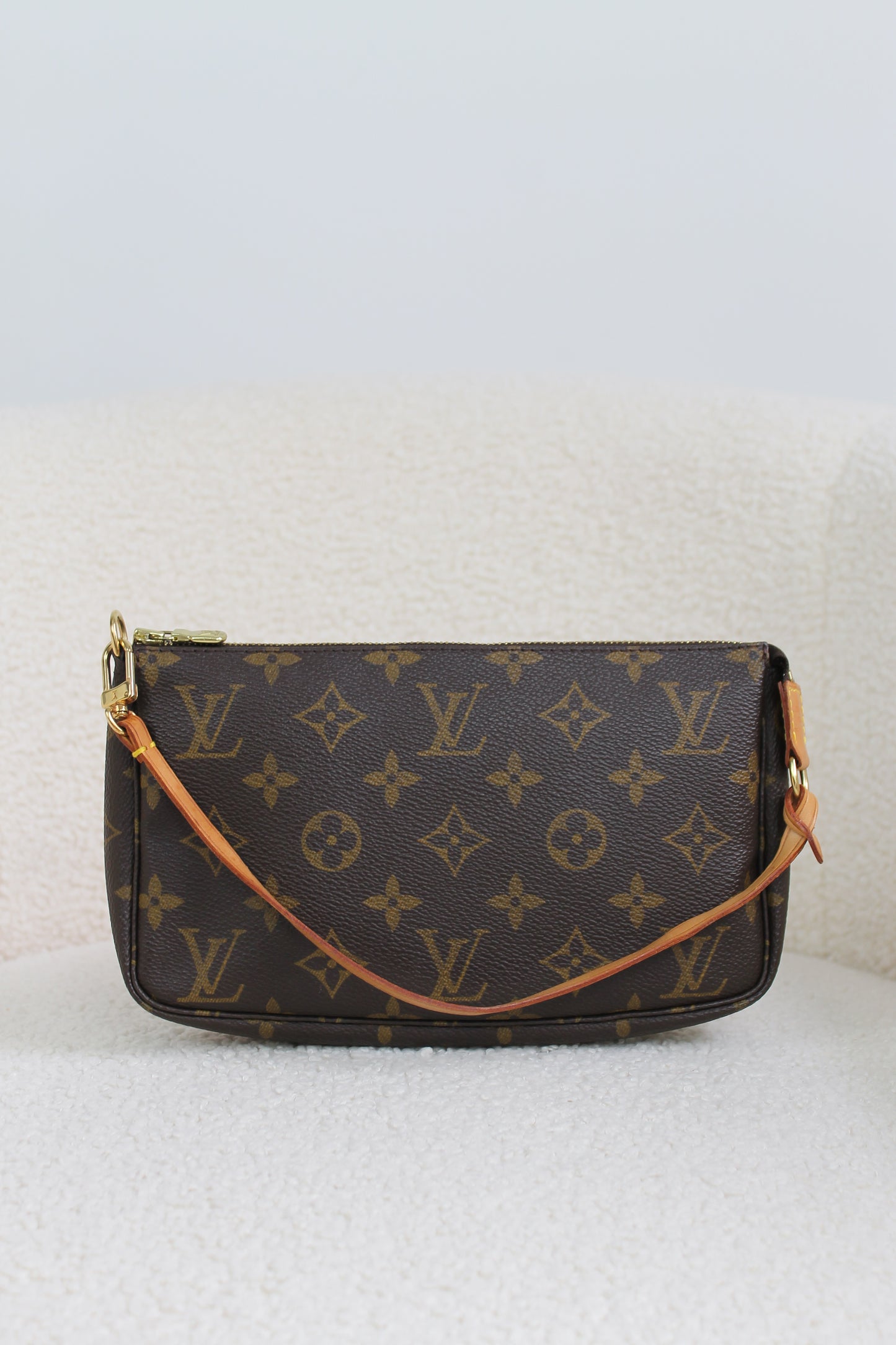 Louis Vuitton Pochette Accessoires