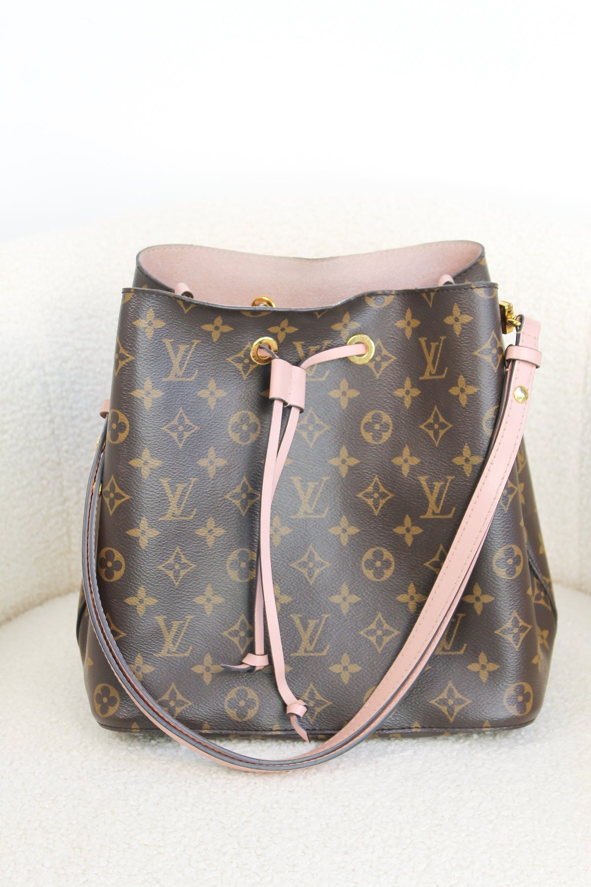 Louis Vuitton NéoNoé MM