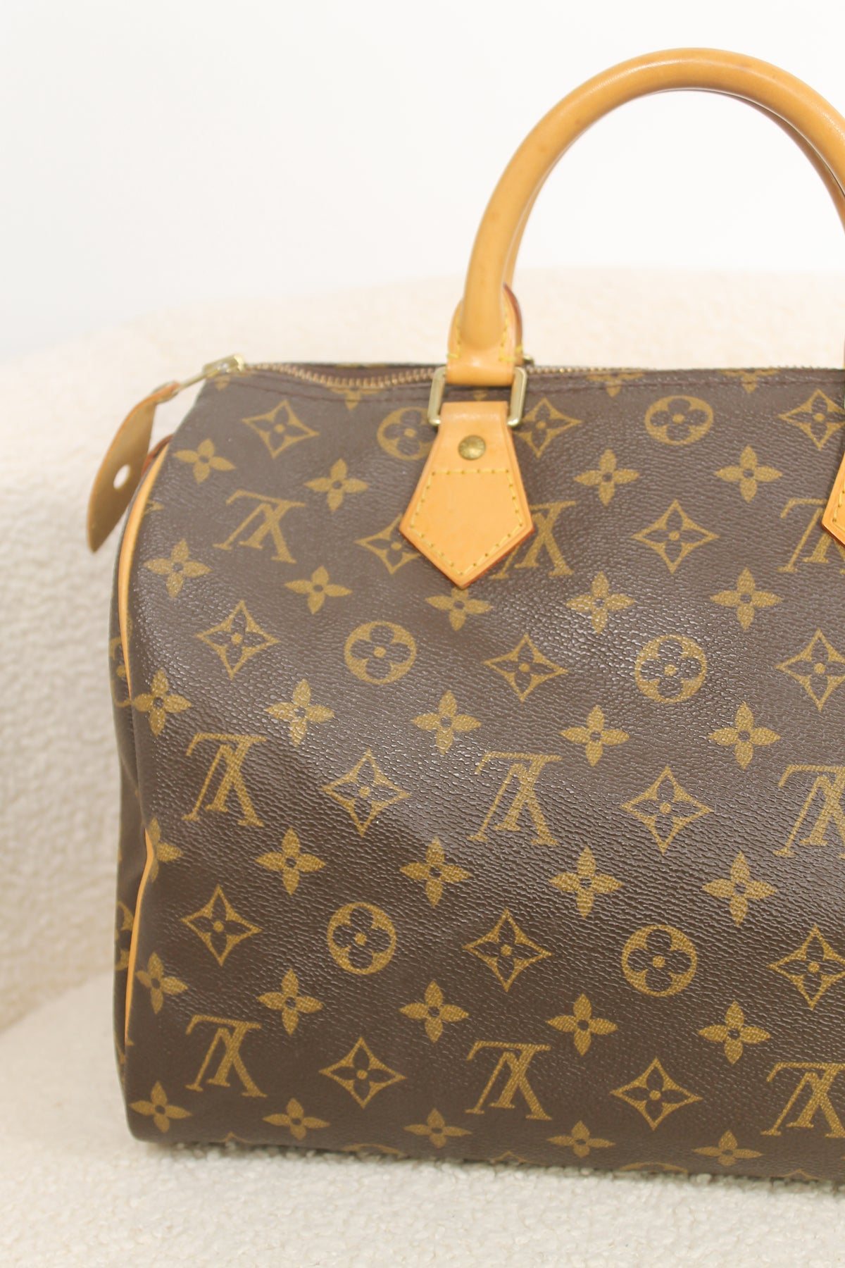Louis Vuitton Speedy 30