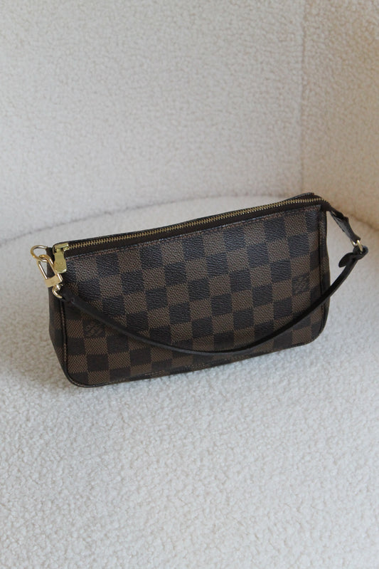 Louis Vuitton Pochette Accessoires
