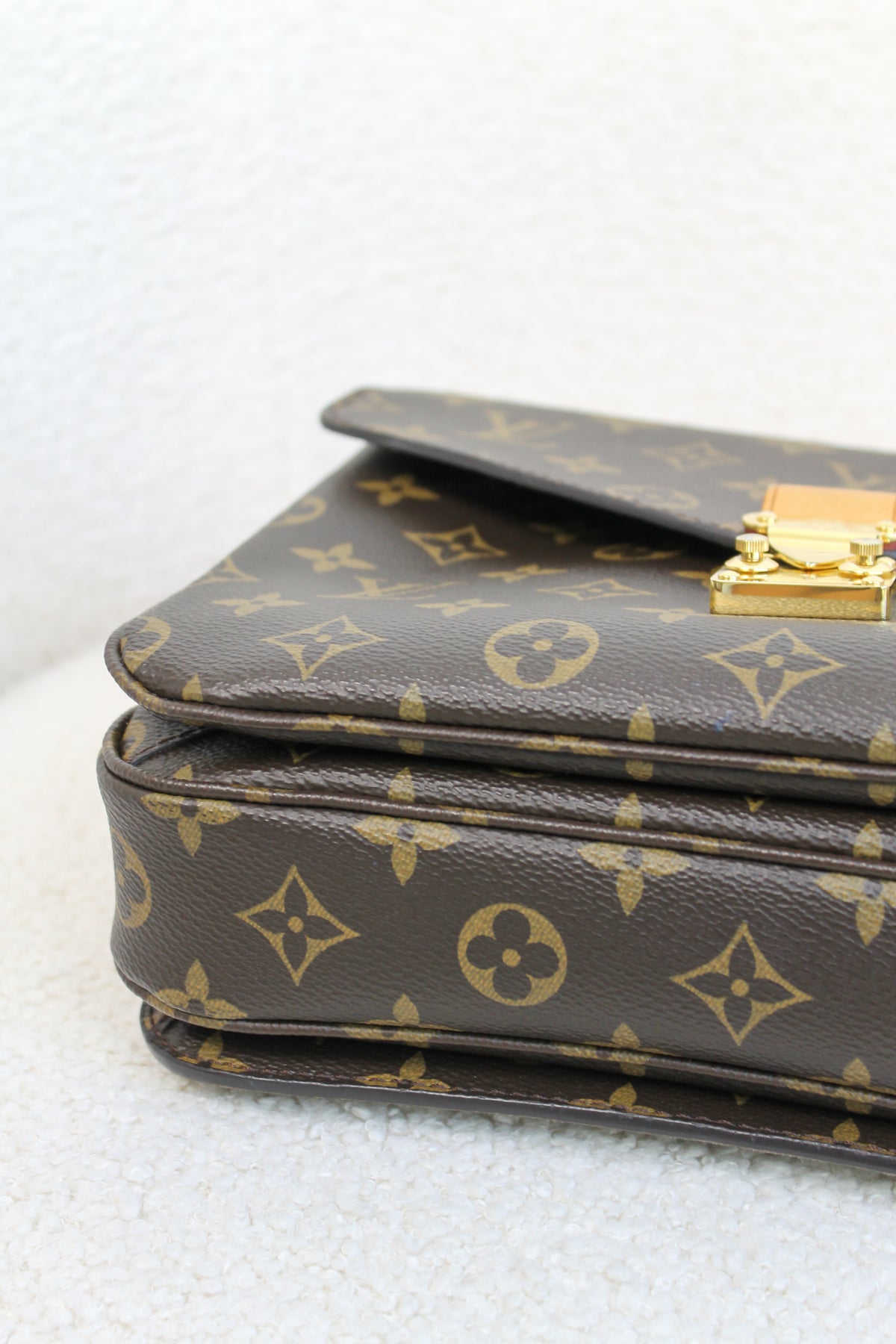 Louis Vuitton Pochette Métis