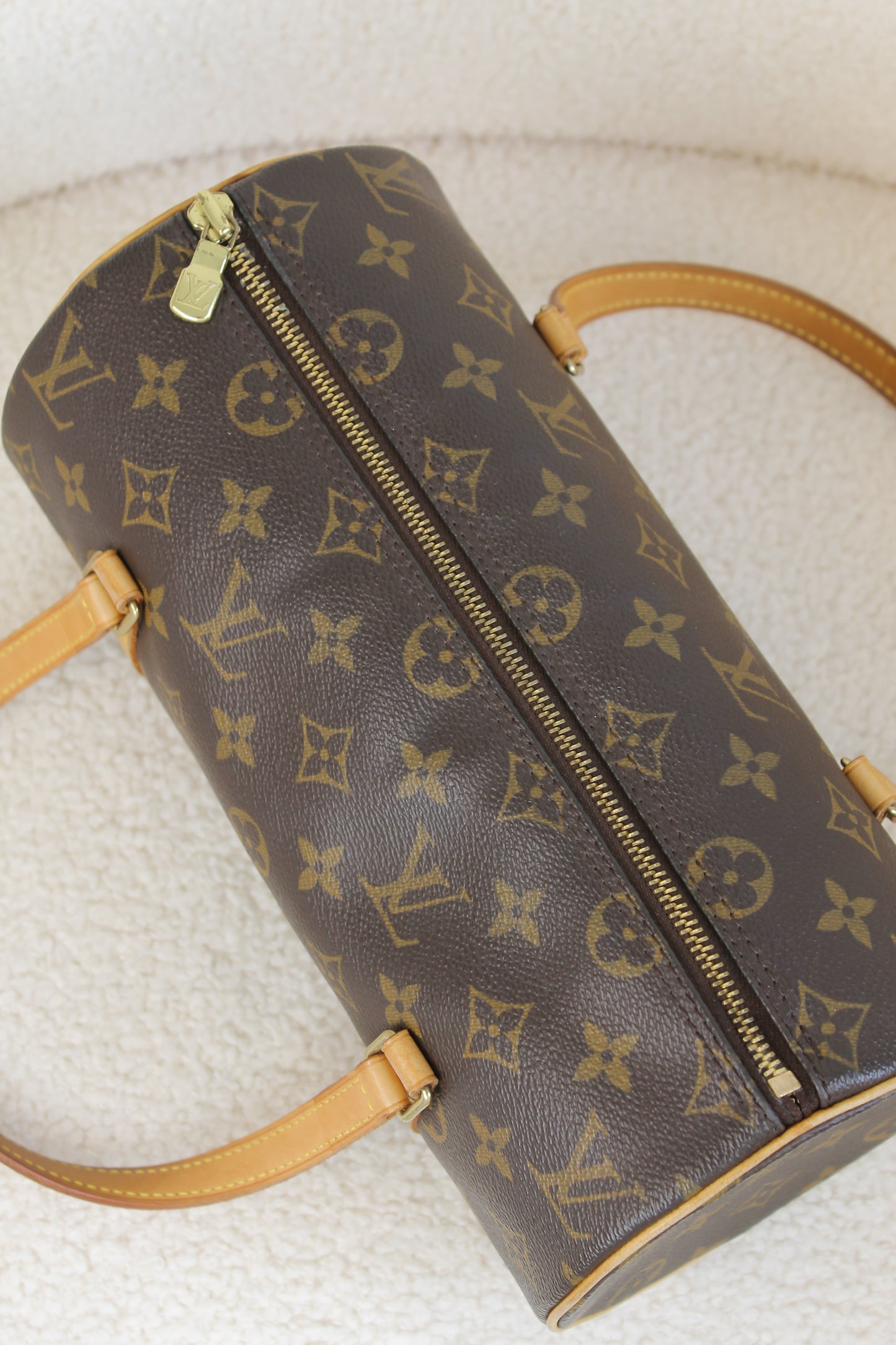Louis Vuitton Papillon 28