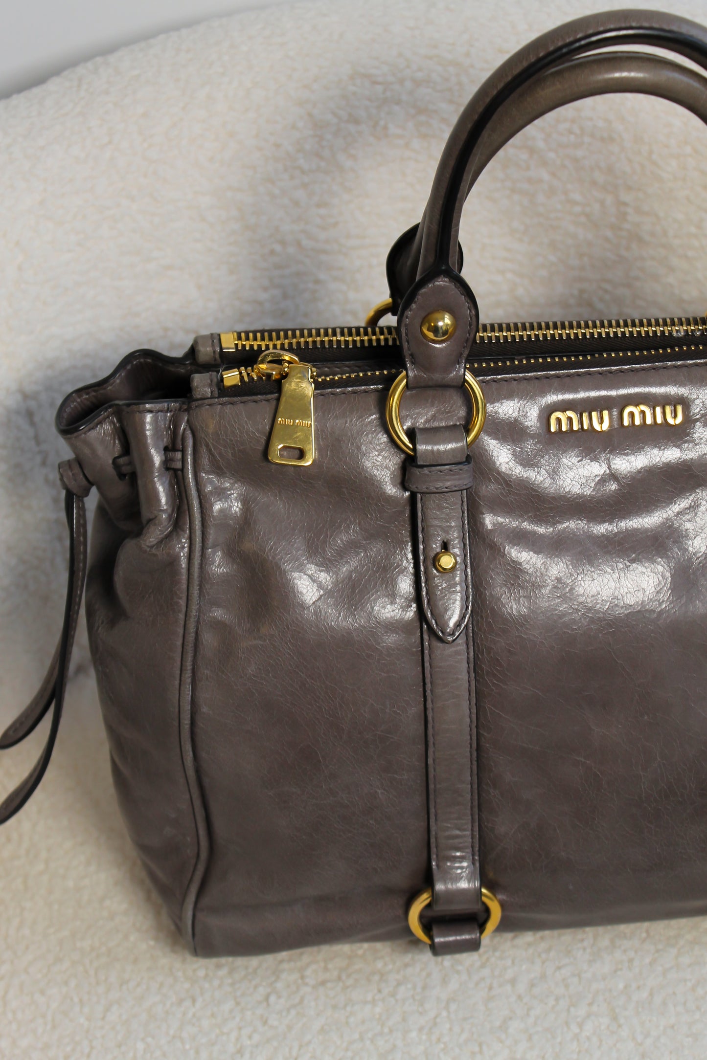 Miu Miu Shopping Vitello Shine