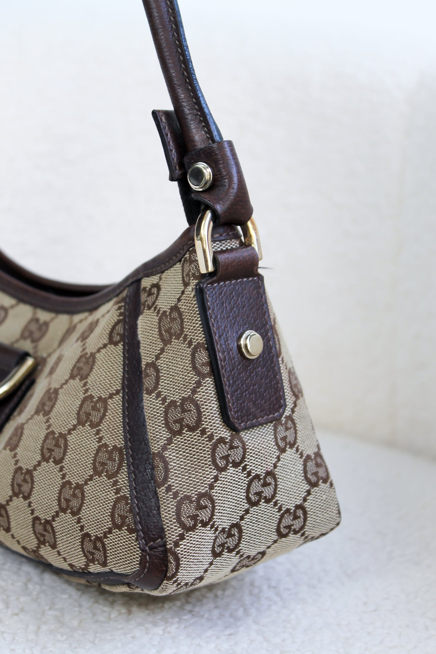 Gucci Mini Abbey D Ring Shoulder Bag