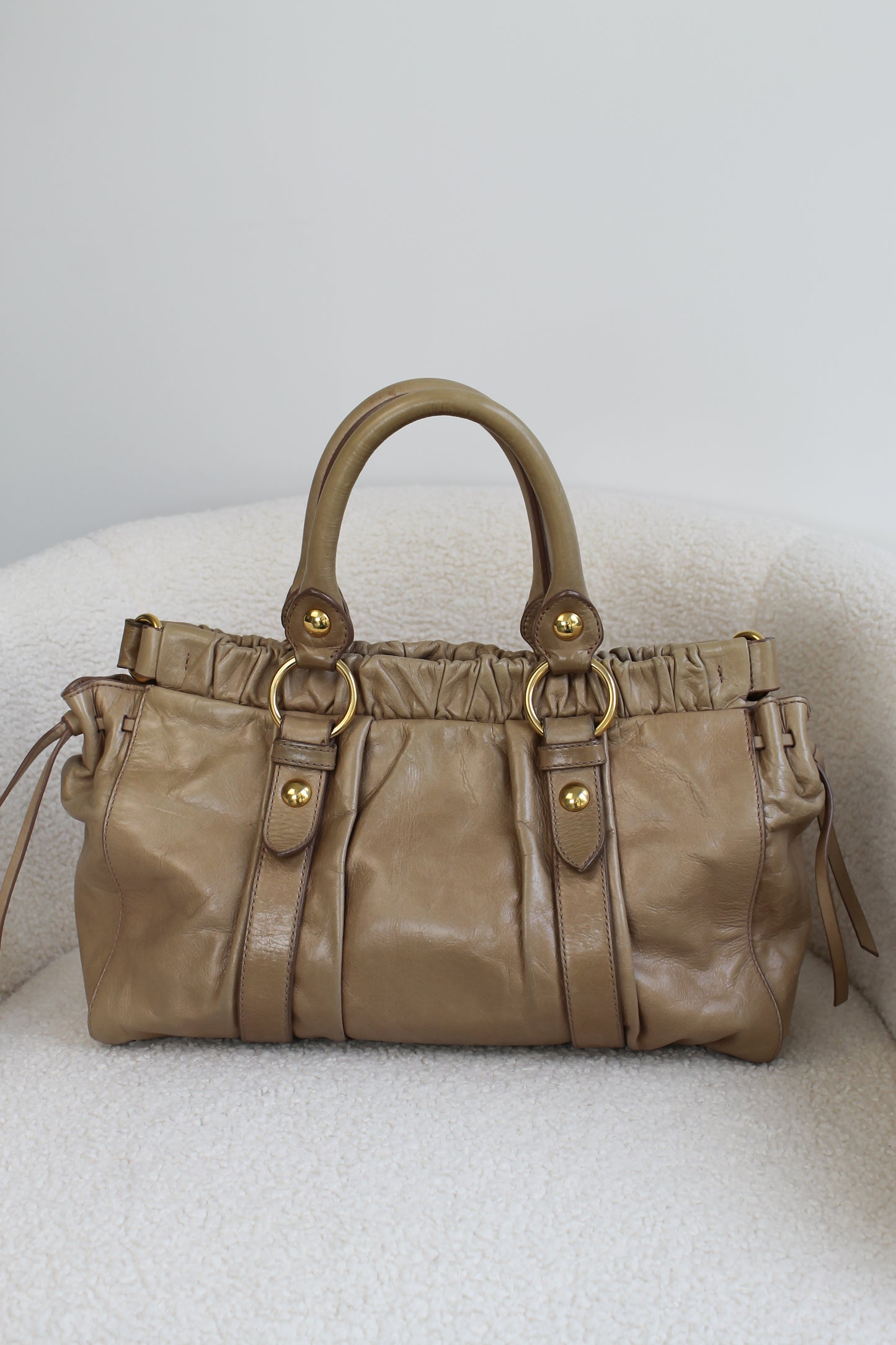 Miu Miu Vitello Lux