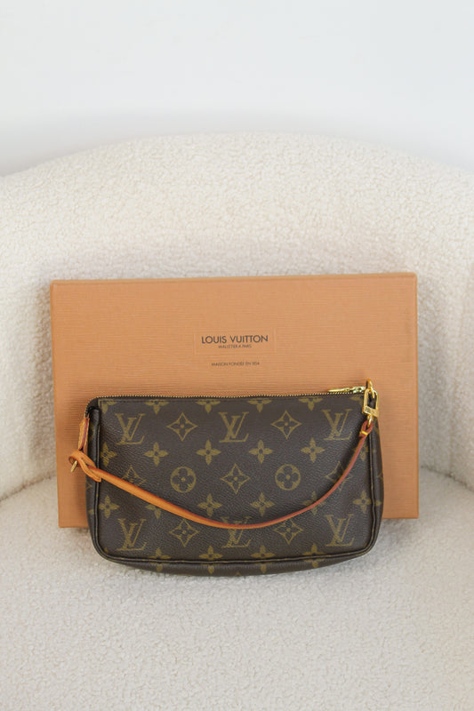 Louis Vuitton Pochette Accessoires