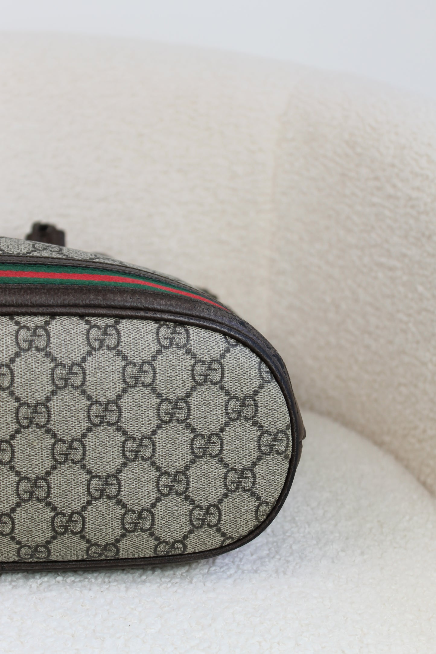 Gucci GG Supreme Bucket