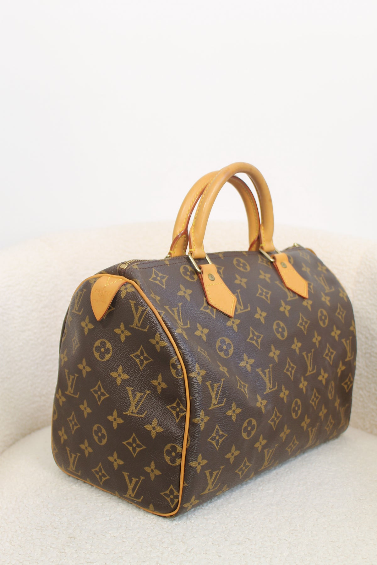 Louis Vuitton Speedy 30