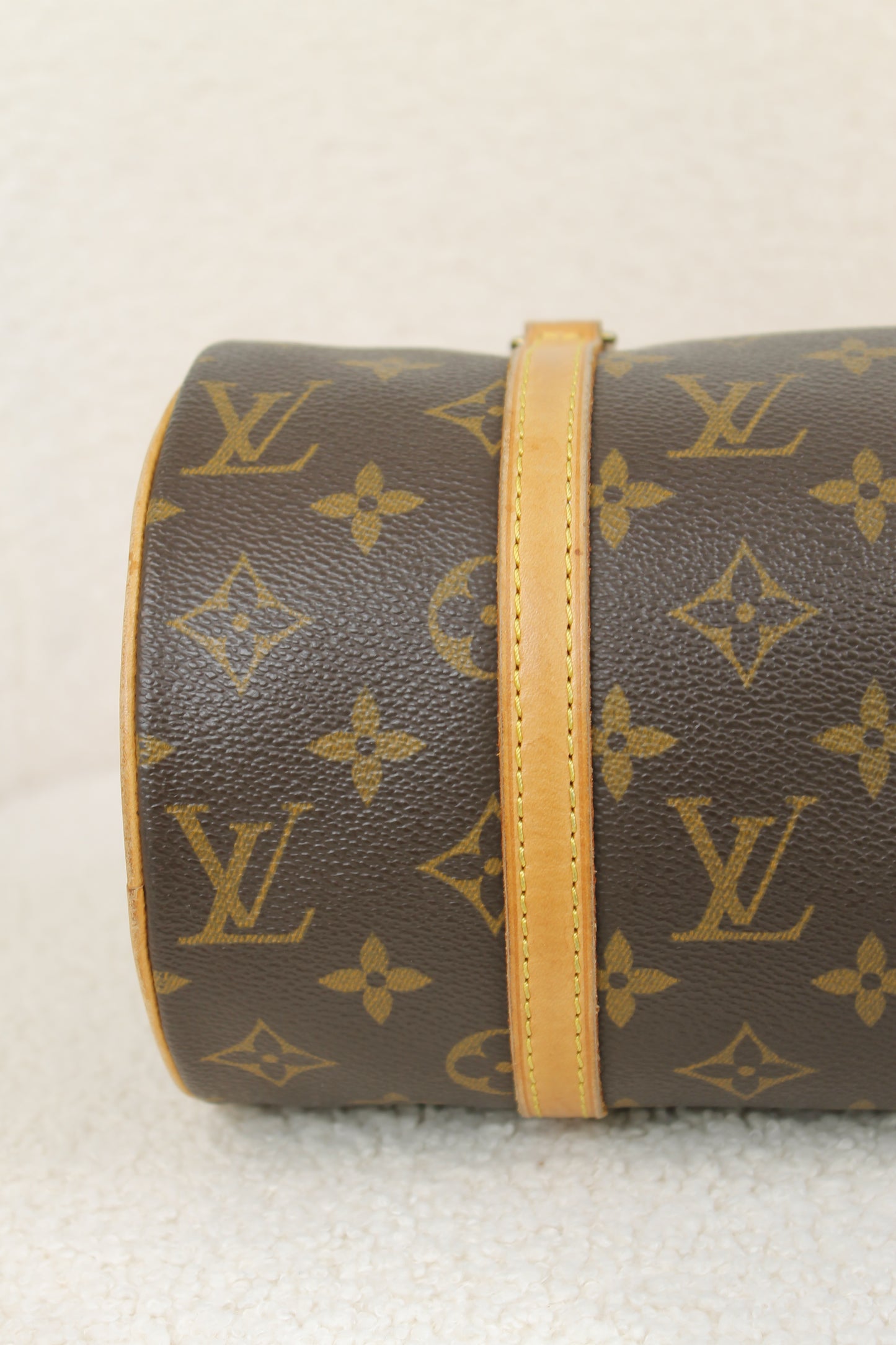 Louis Vuitton Papillon 28