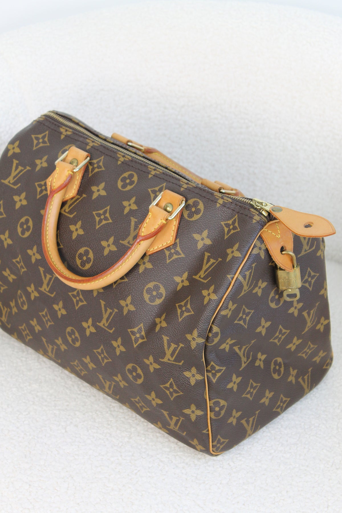 Louis Vuitton Speedy 30