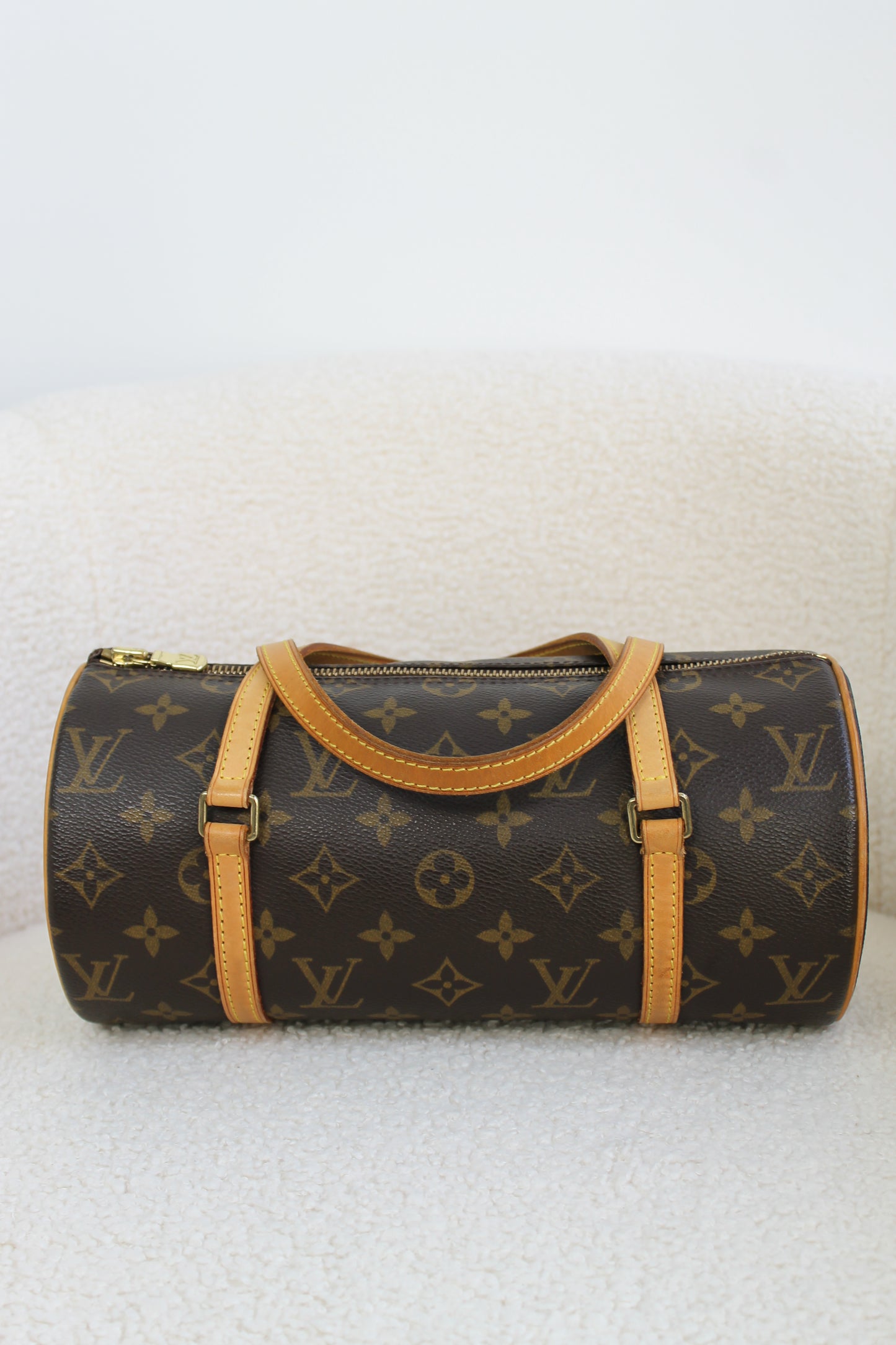 Louis Vuitton Papillon 28