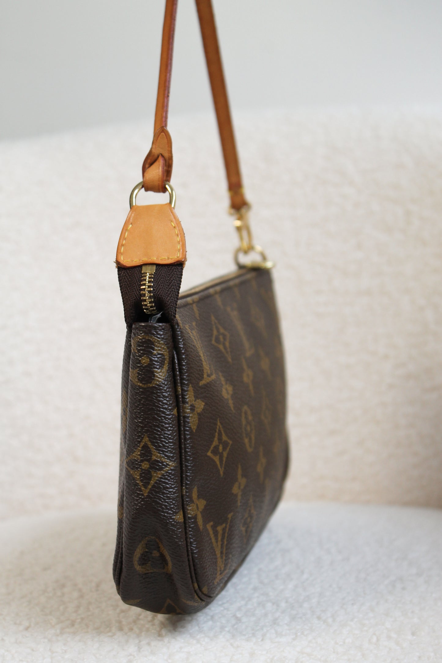 Louis Vuitton Pochette Accessoires