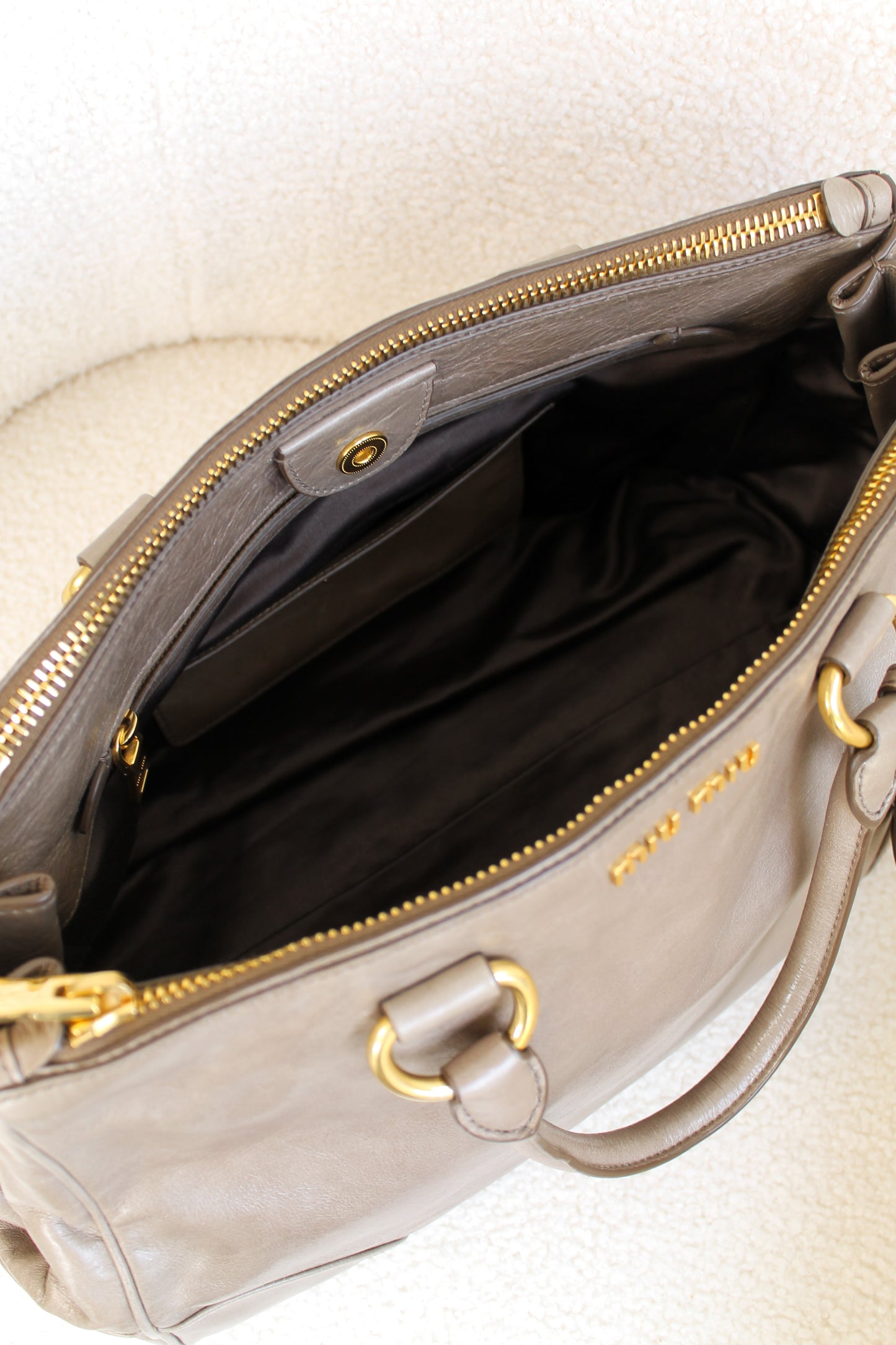 Miu Miu Shopping Vitello Shine