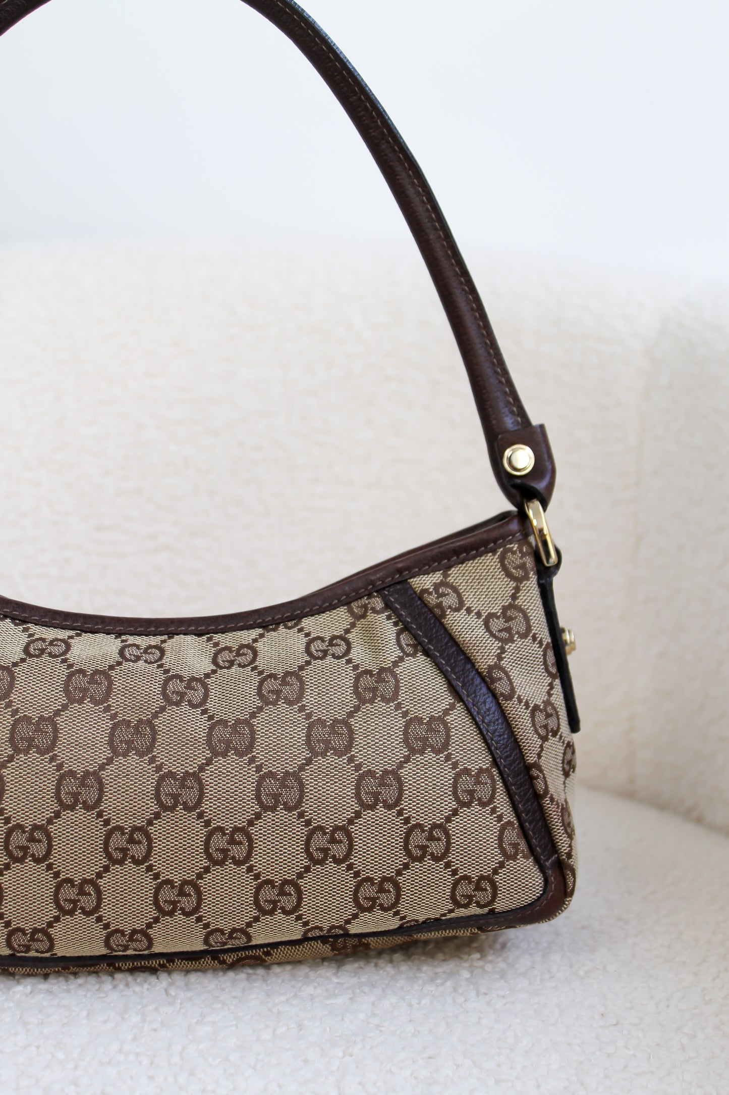 Gucci Mini Abbey D Ring Shoulder Bag