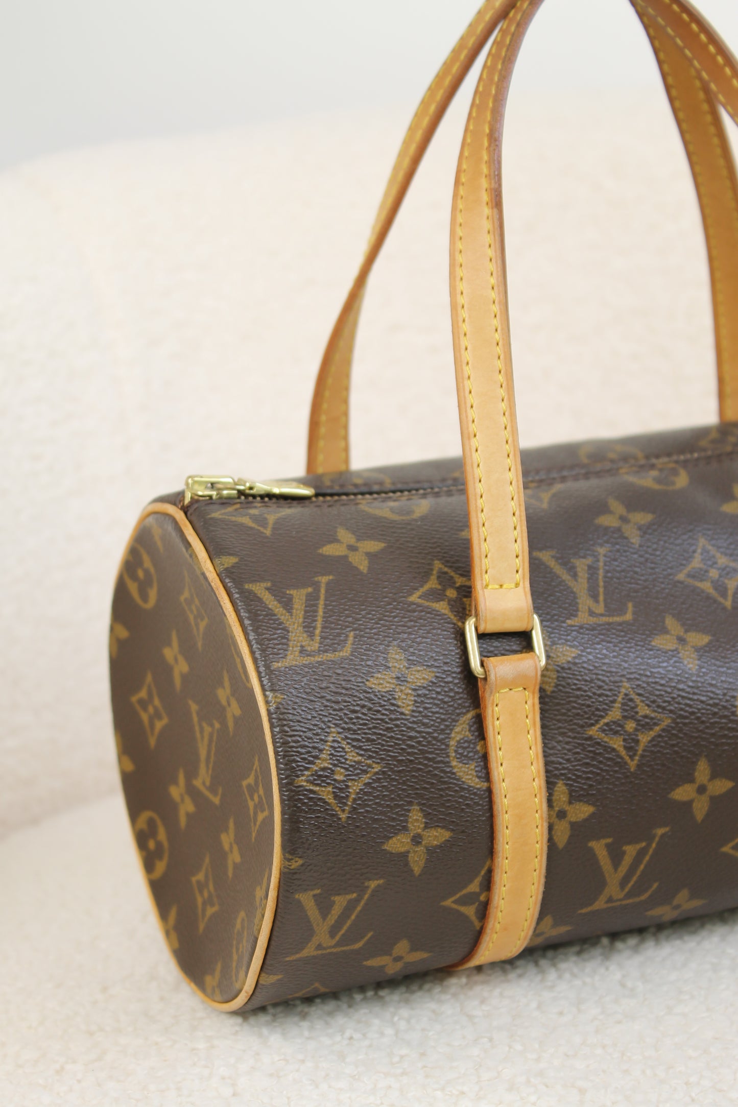 Louis Vuitton Papillon 28