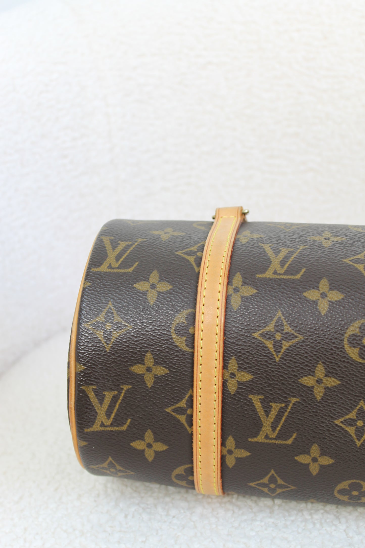 Louis Vuitton Papillon 28