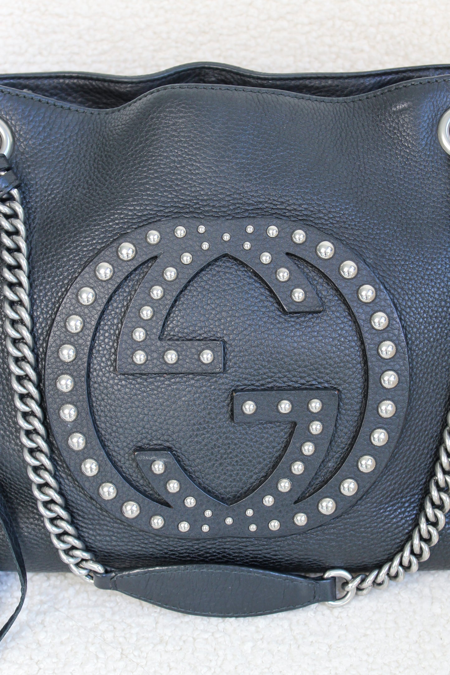Gucci Studded Medium Soho Chain Shoulder bag