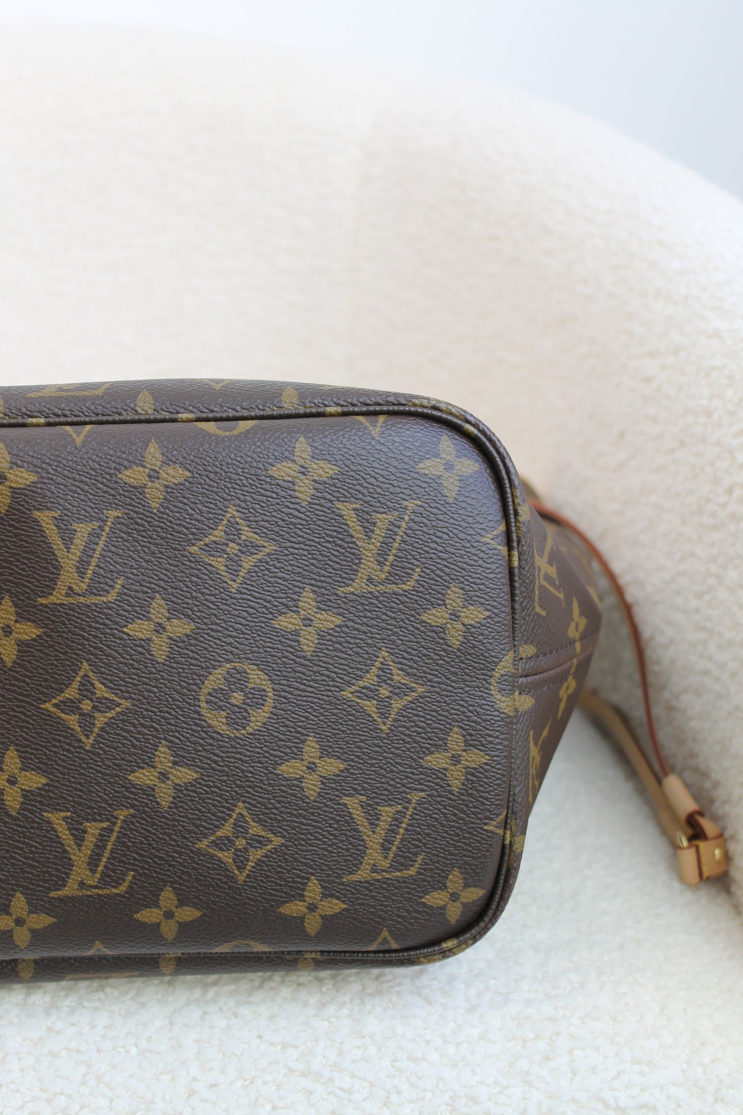 Louis Vuitton Neverfull MM