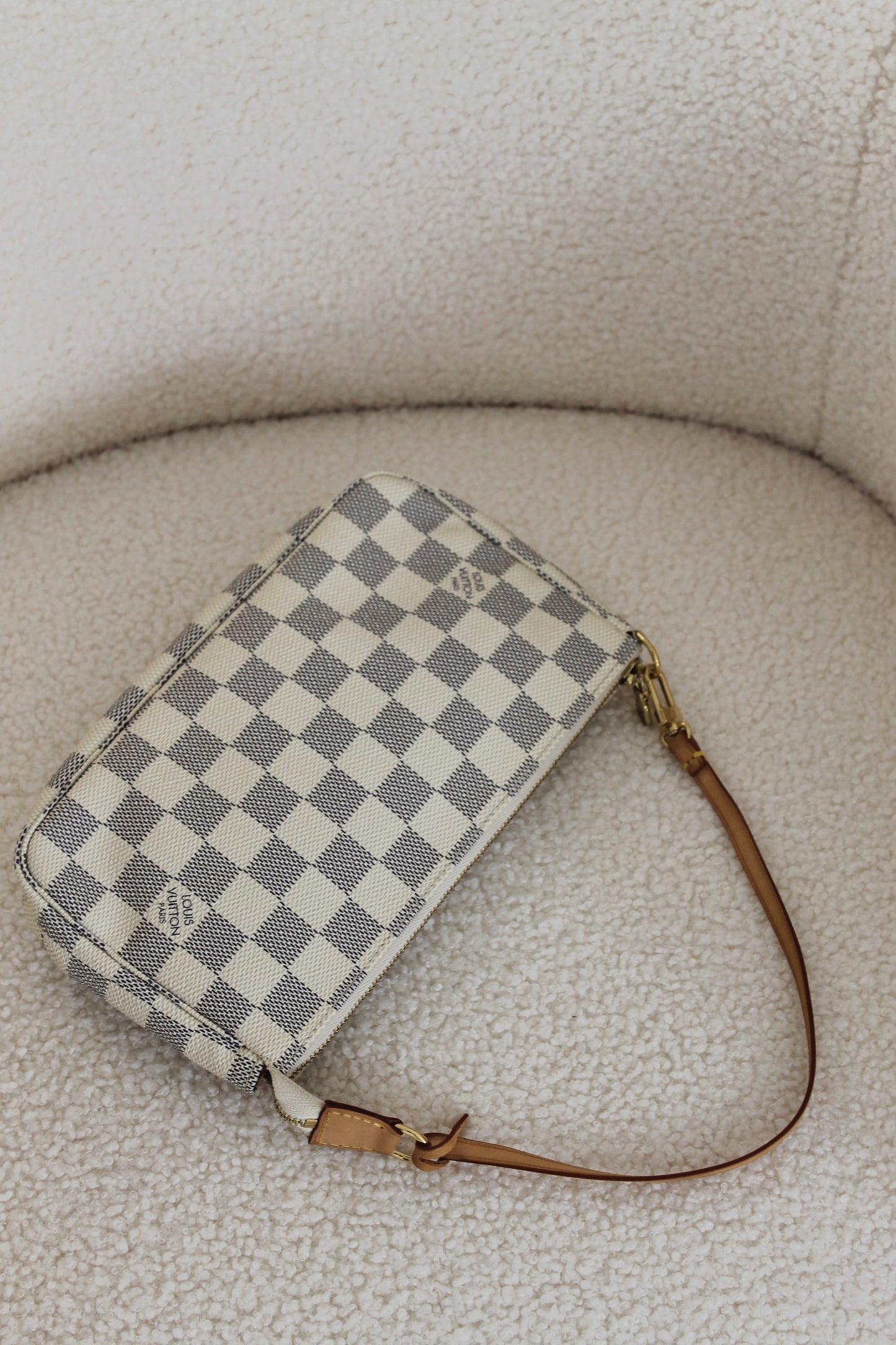 Louis Vuitton Pochette Accessoires