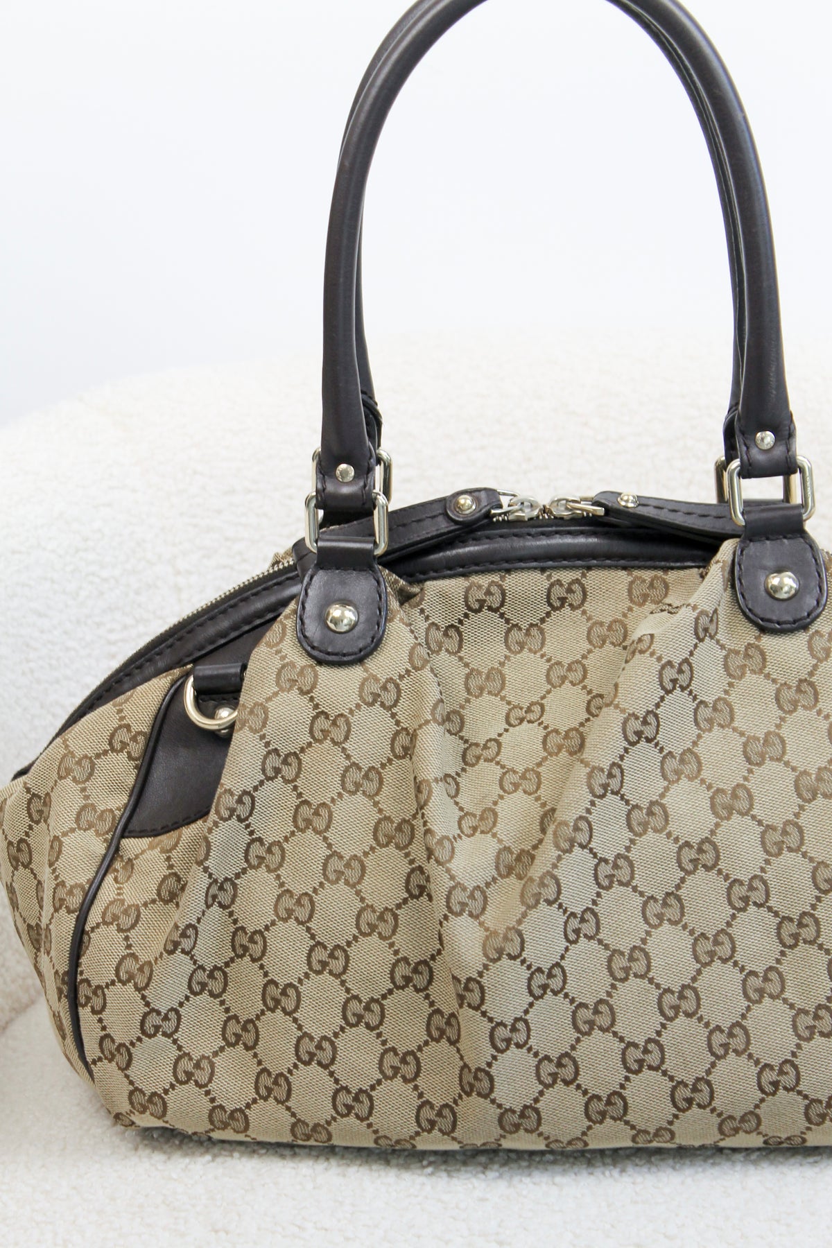 Gucci Sukey Boston
