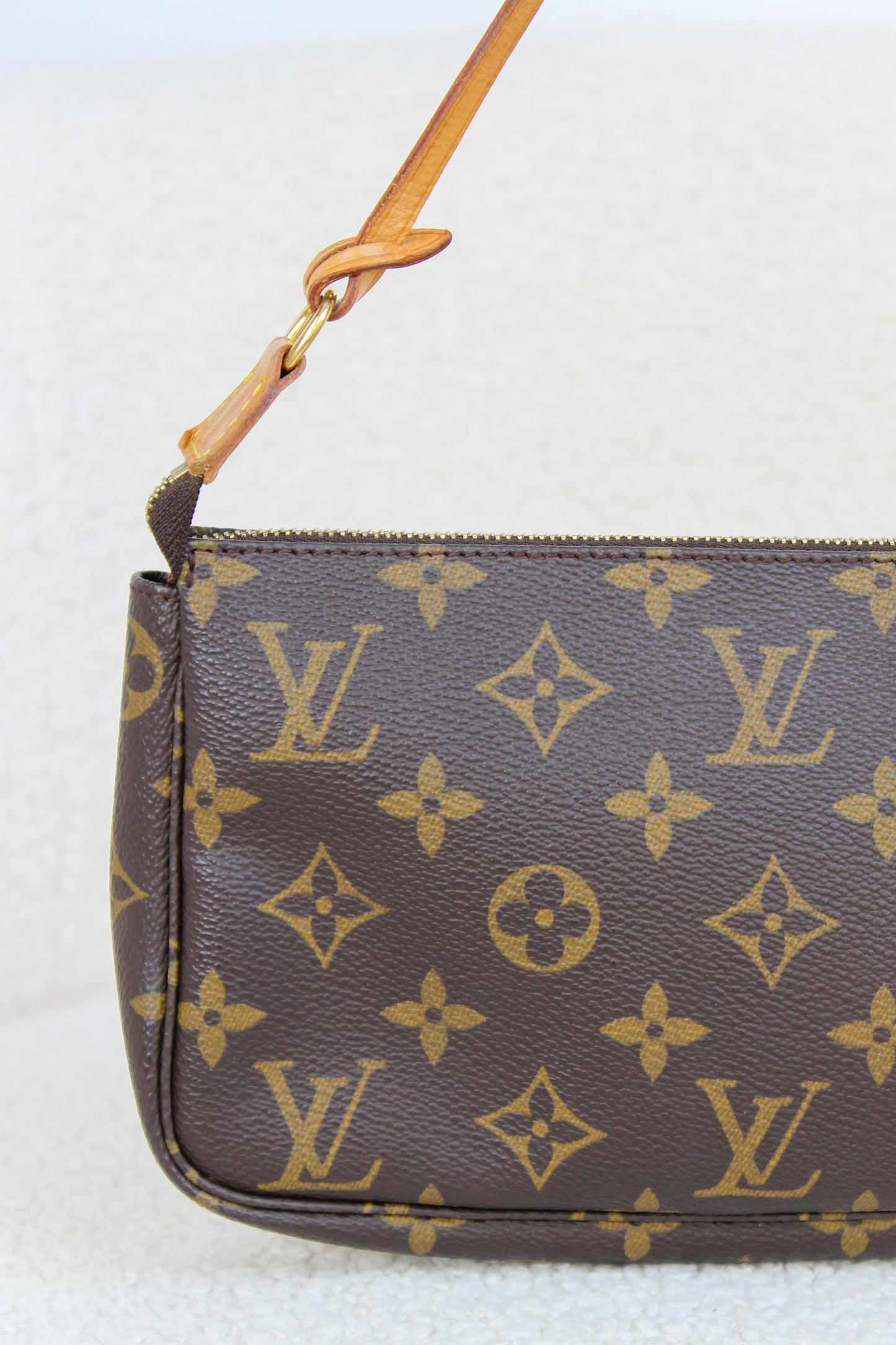 Louis Vuitton Pochette Accessoires