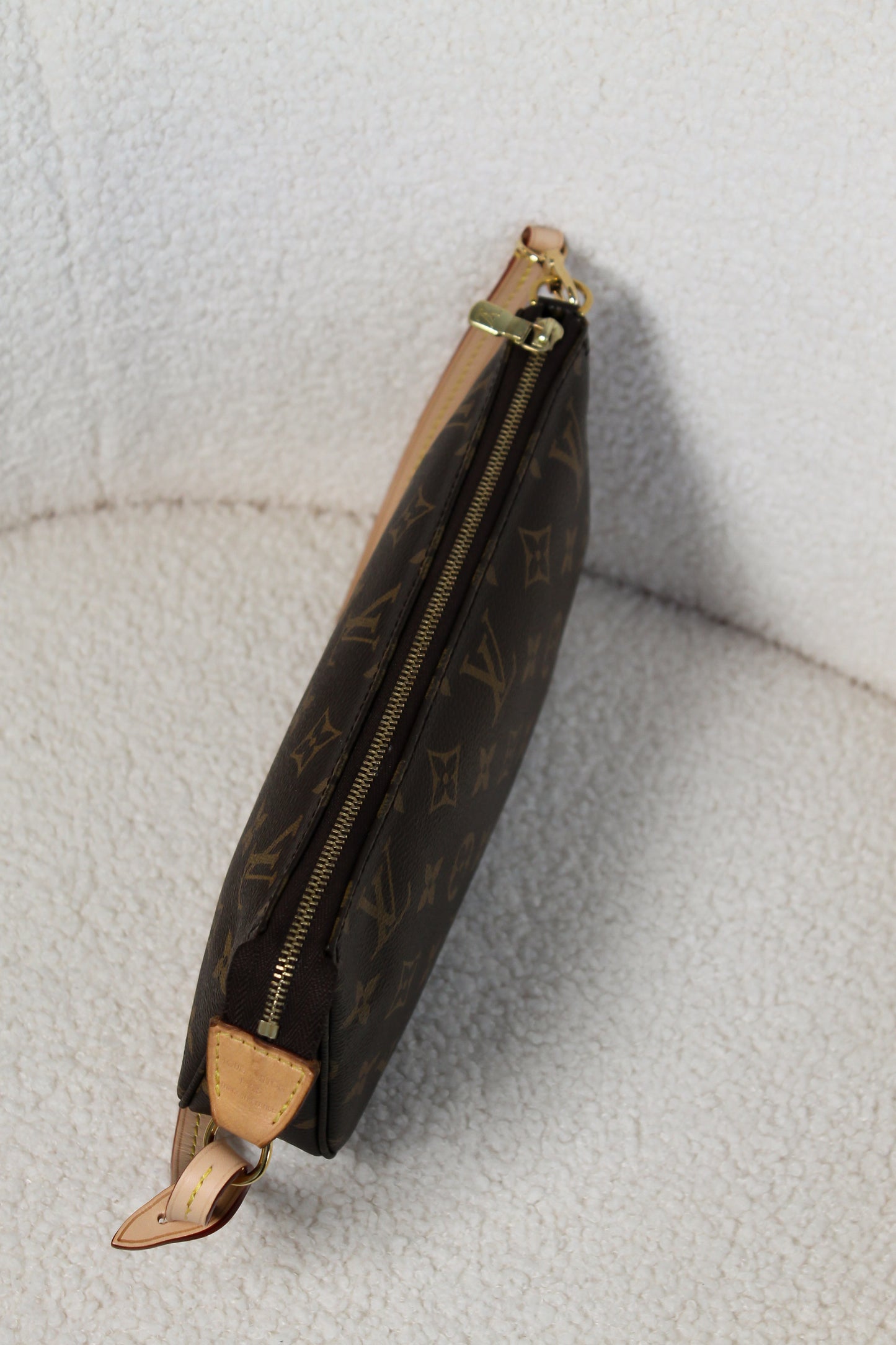 Louis Vuitton Pochette Accessoires NM