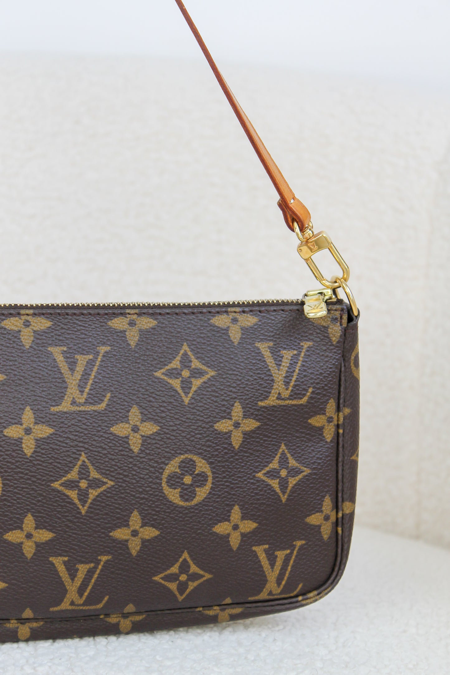 Louis Vuitton Pochette Accessoires