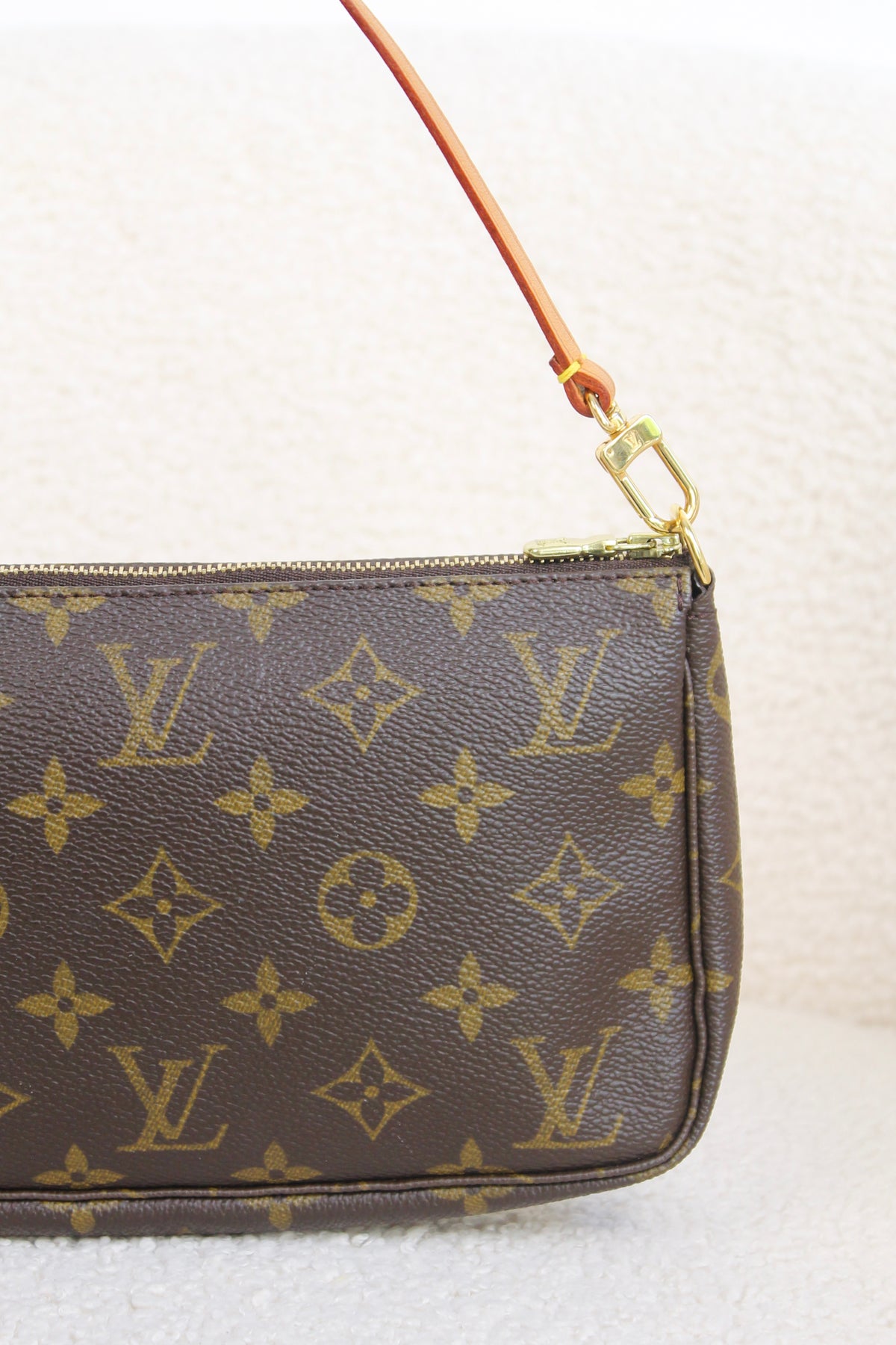 Louis Vuitton Pochette Accessoires