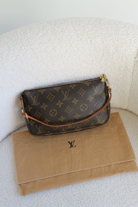 Louis Vuitton Pochette Accessoires