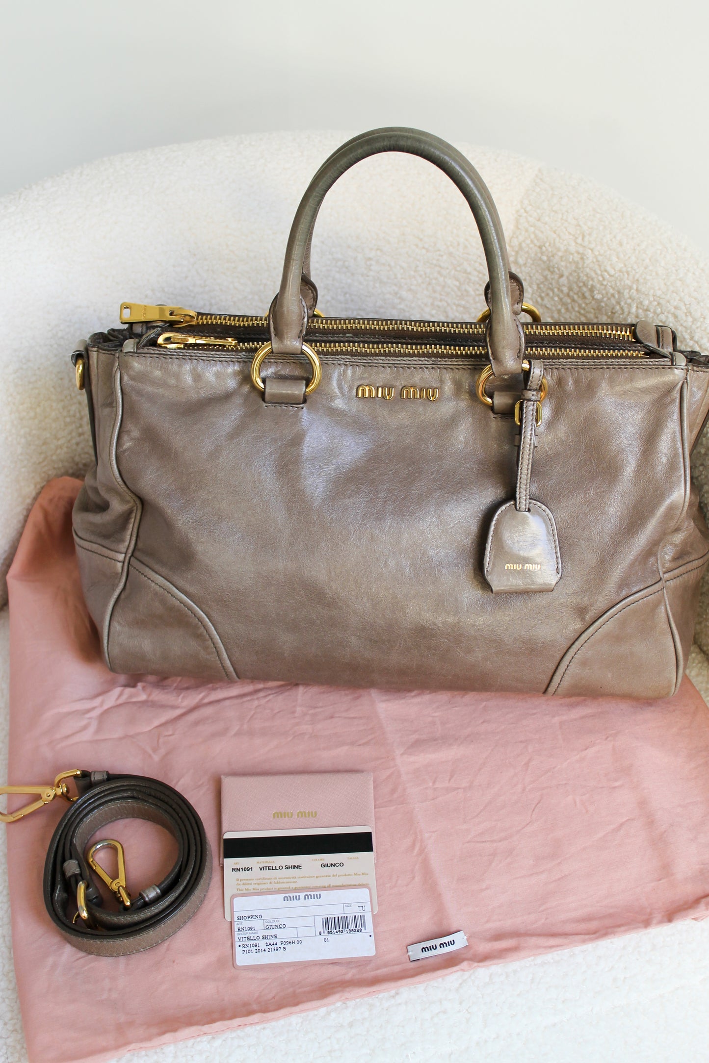 Miu Miu Shopping Vitello Shine