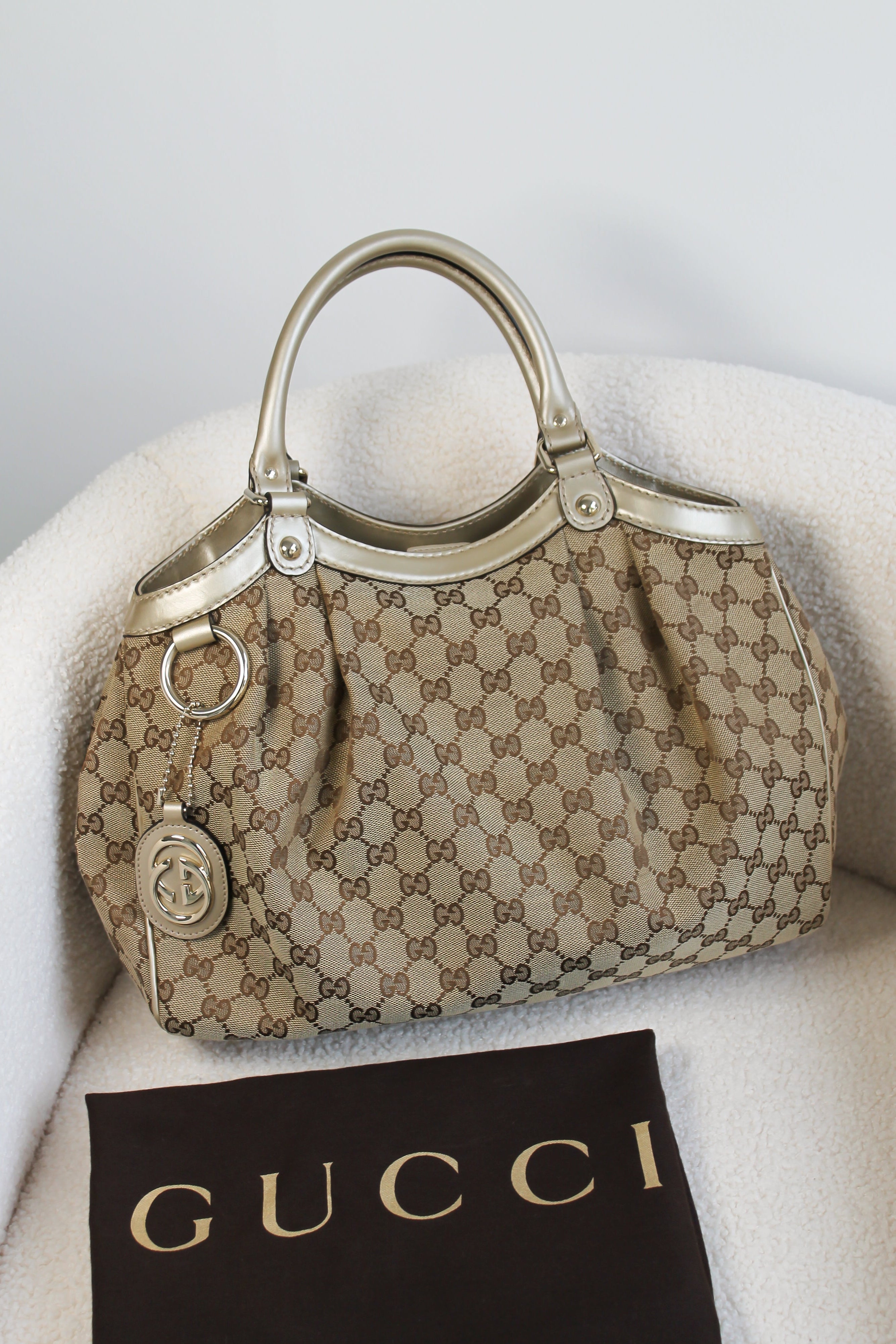 バッグ GUCCI enamel brade hand bag archive Gucci – L'Archive Bar
