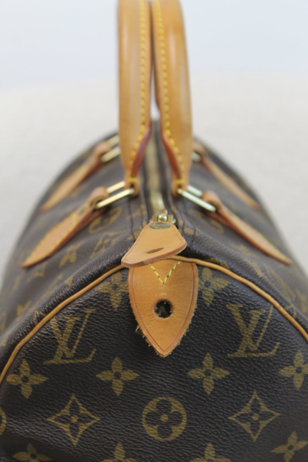 Louis Vuitton Speedy 30