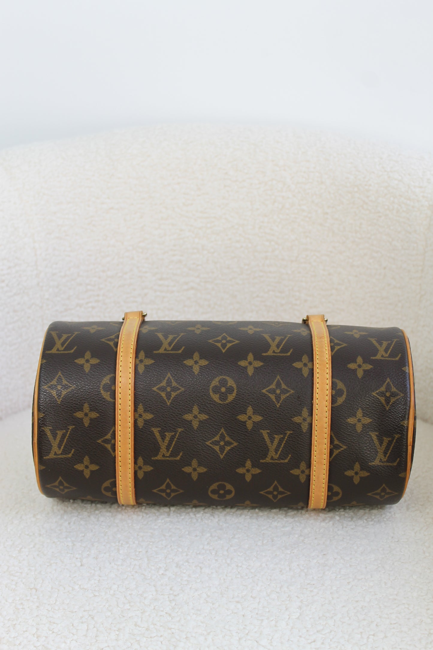 Louis Vuitton Papillon 28