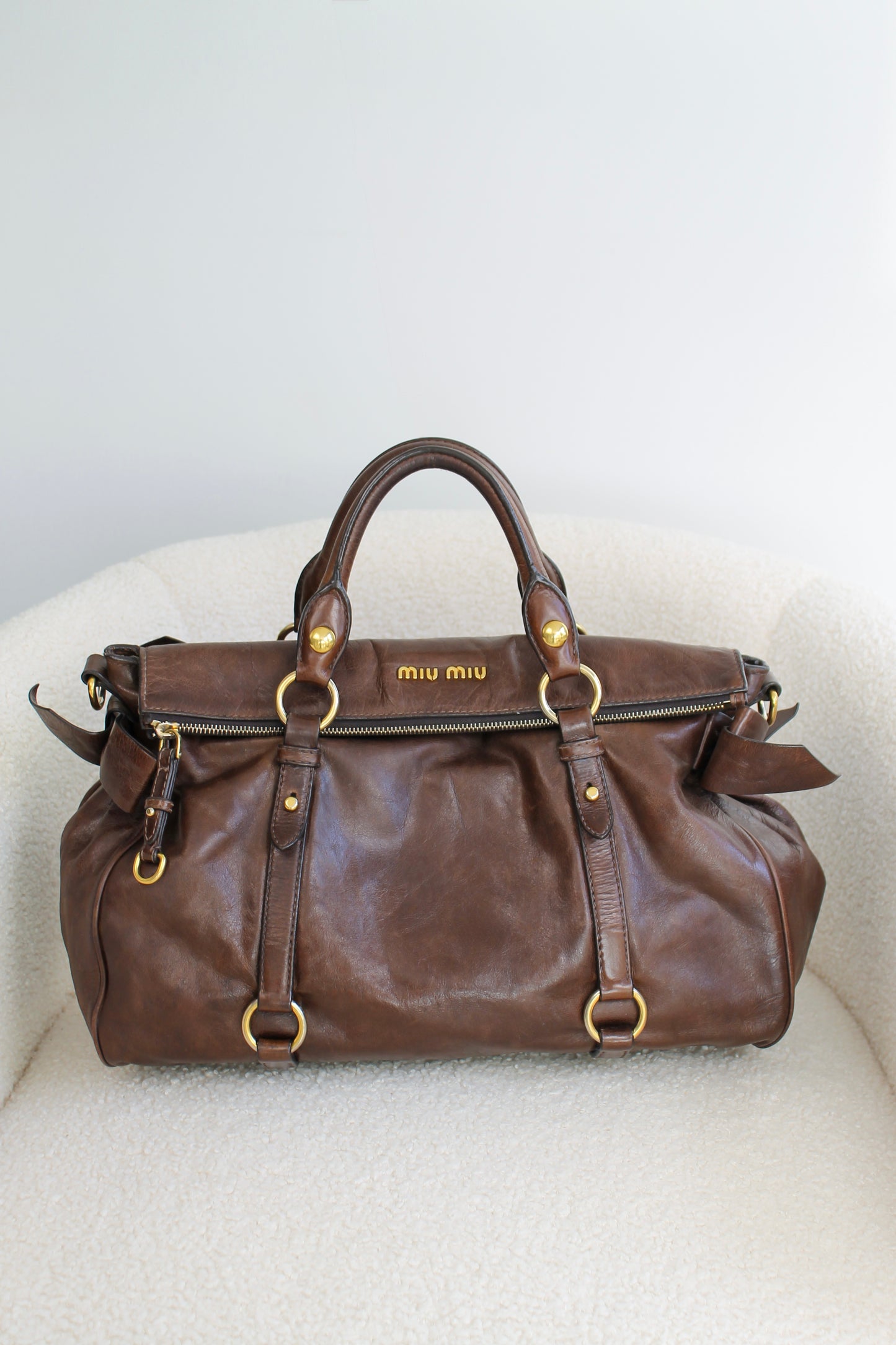 Miu Miu Vitello Shine Bauletto Bow