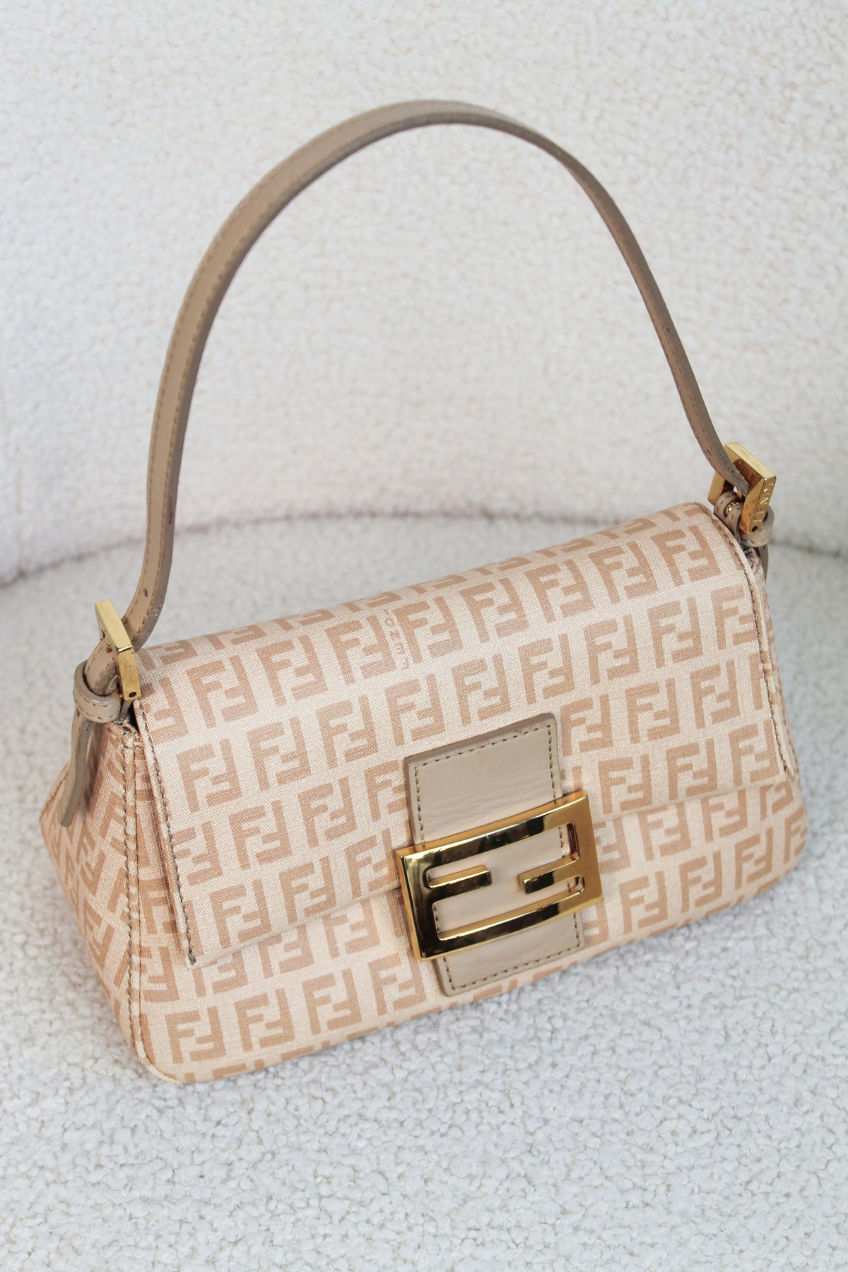 Fendi Pink Zucchino Mamma Baguette Mini