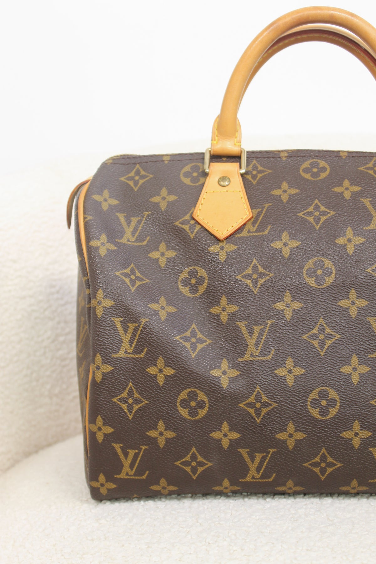 Louis Vuitton Speedy 30