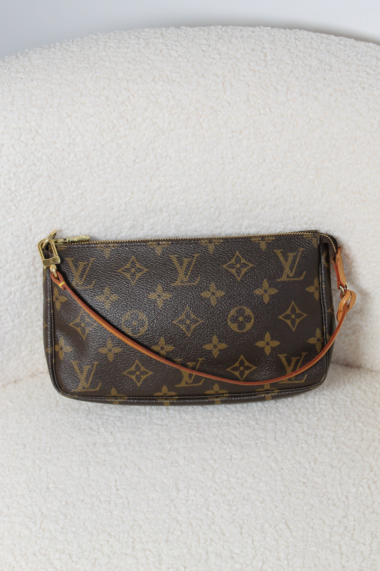 Louis Vuitton Pochette Accessoires