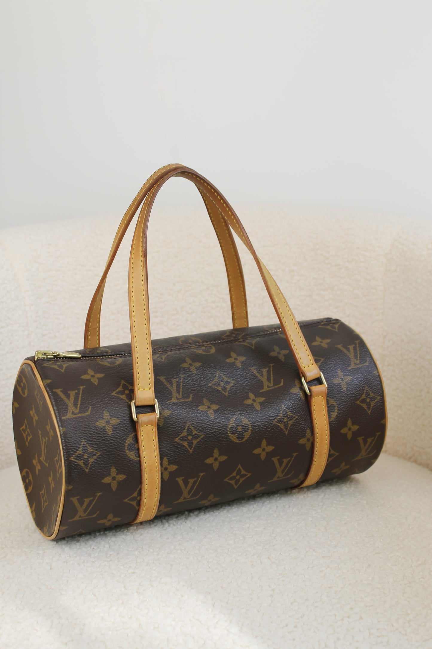 Louis Vuitton Papillon 28