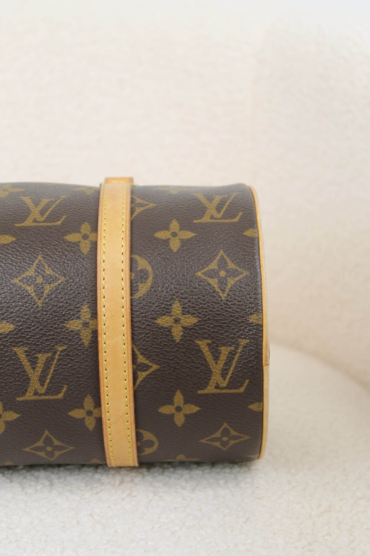 Louis Vuitton Papillon 28