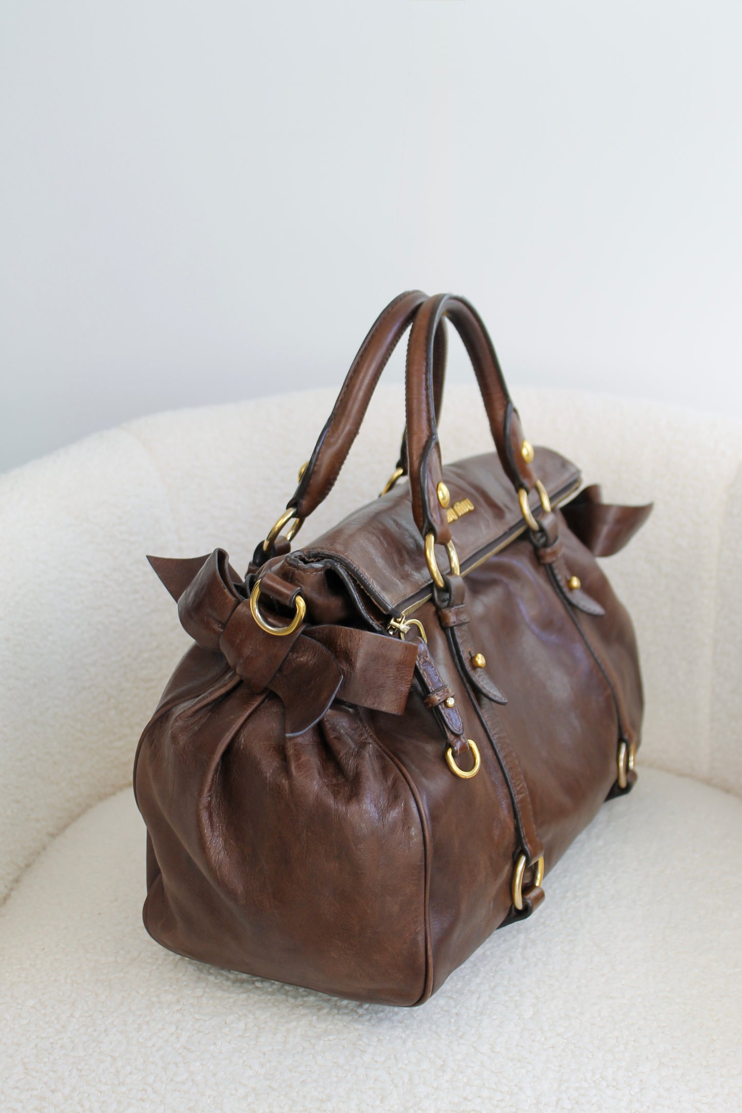 Miu Miu Vitello Shine Bauletto Bow