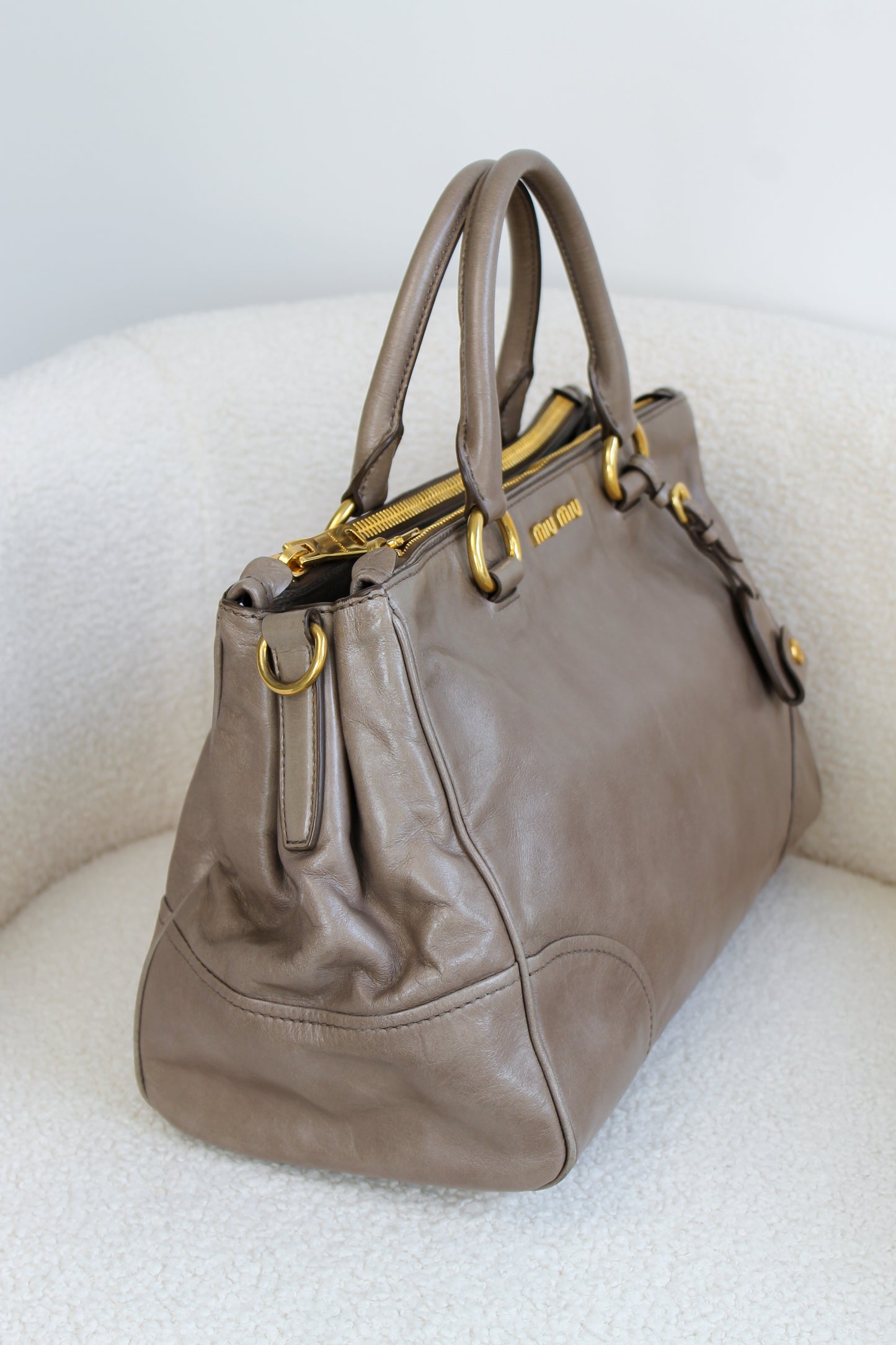 Miu Miu Shopping Vitello Shine