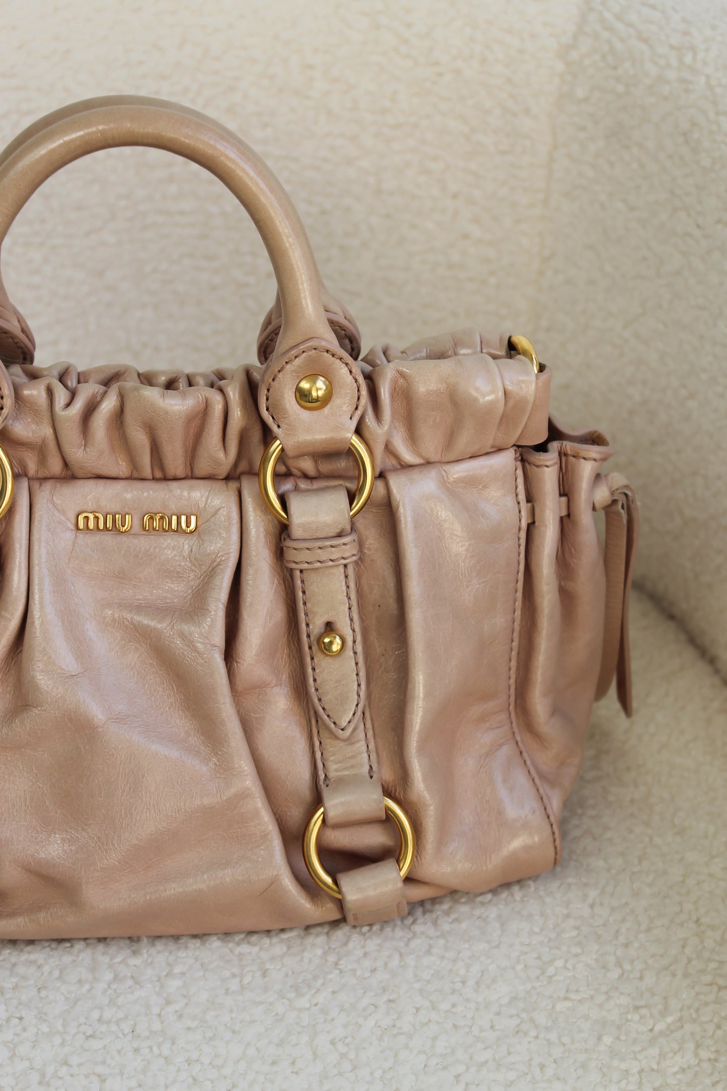 Miu Miu Vitello Shine