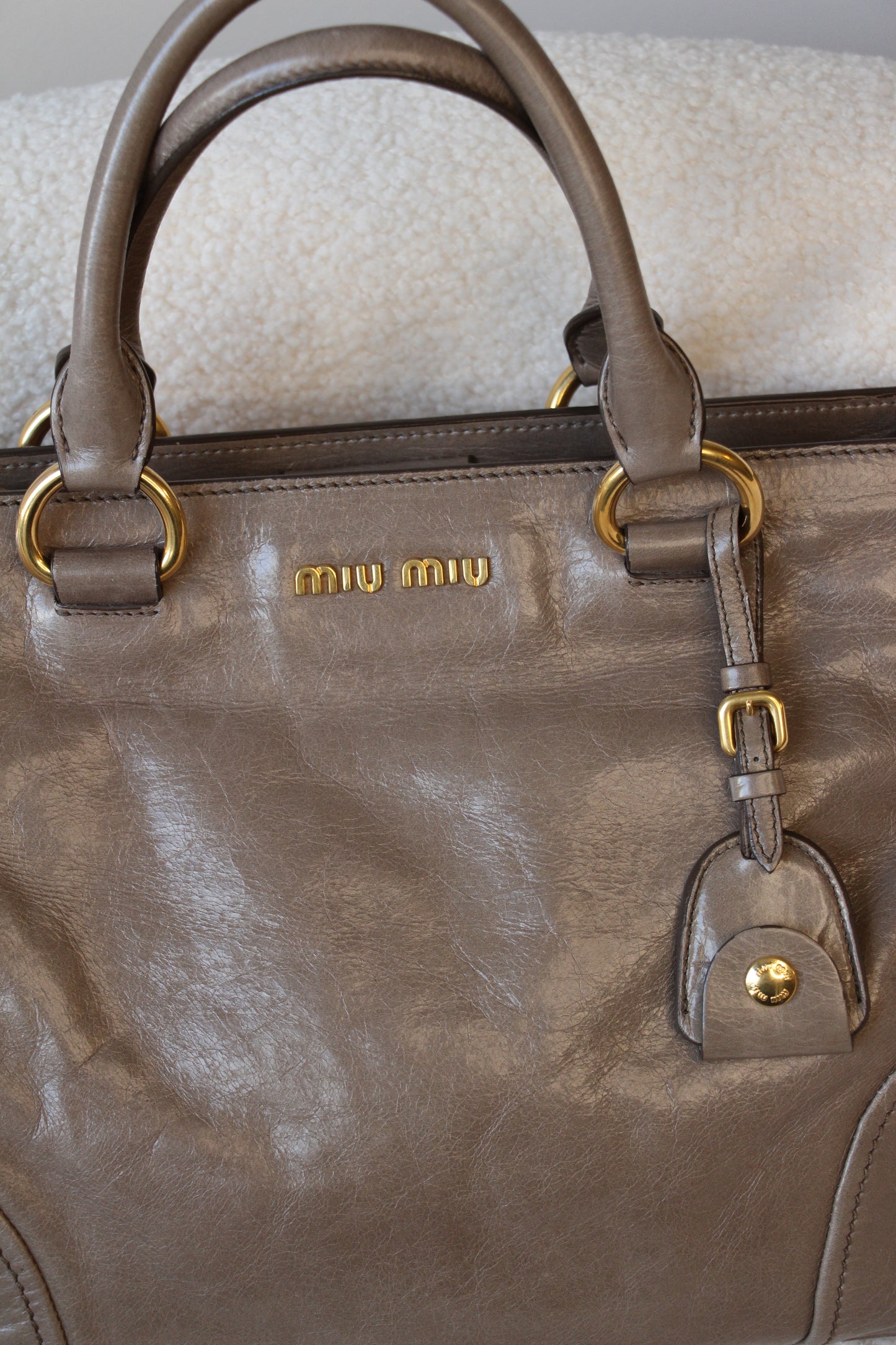 Miu Miu Vitello Shine