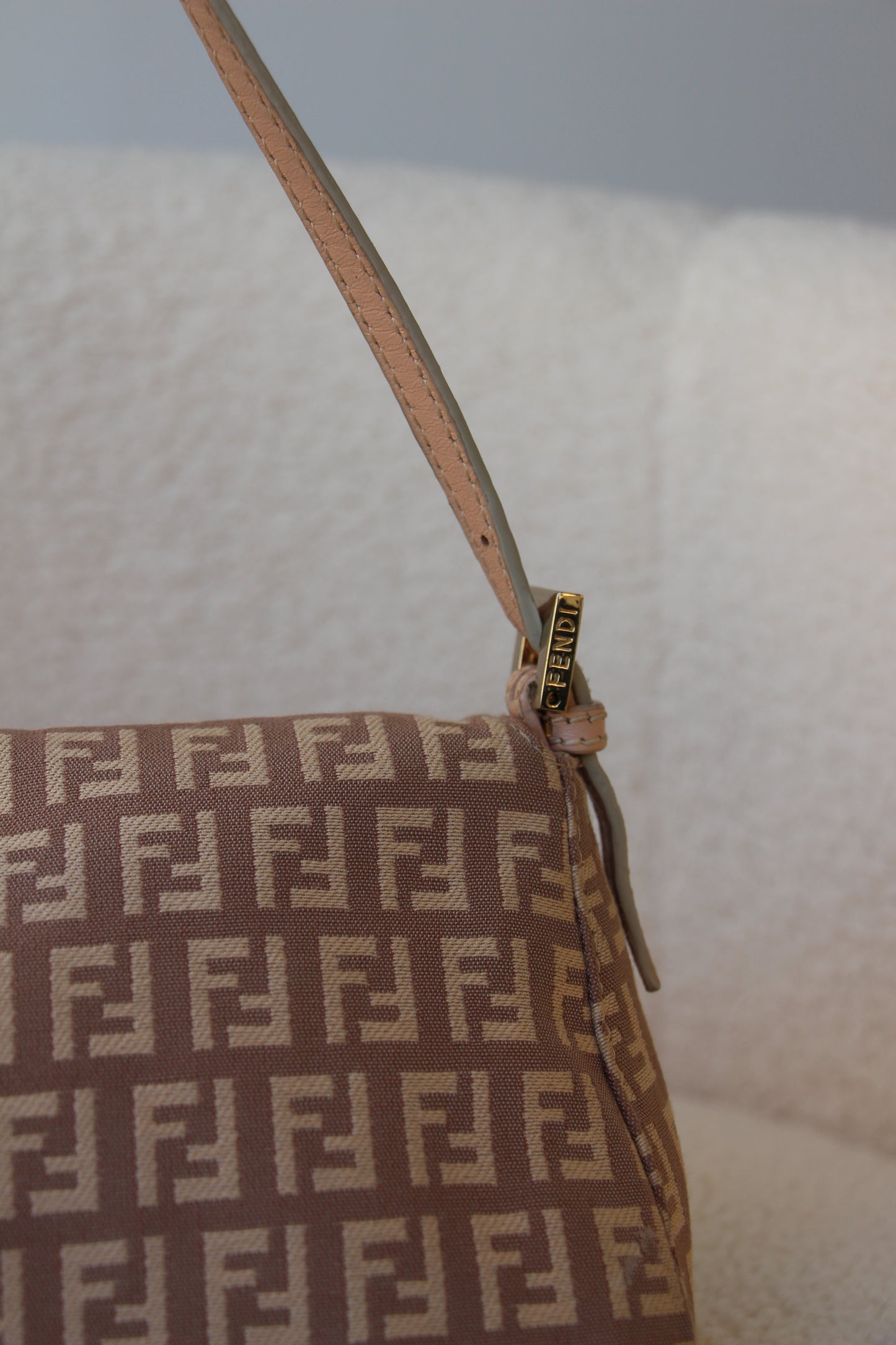 Fendi Mamma Baguette Mini