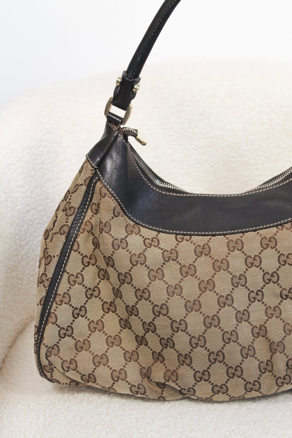 Gucci GG Canvas Abbey D-Ring Shoulder Bag
